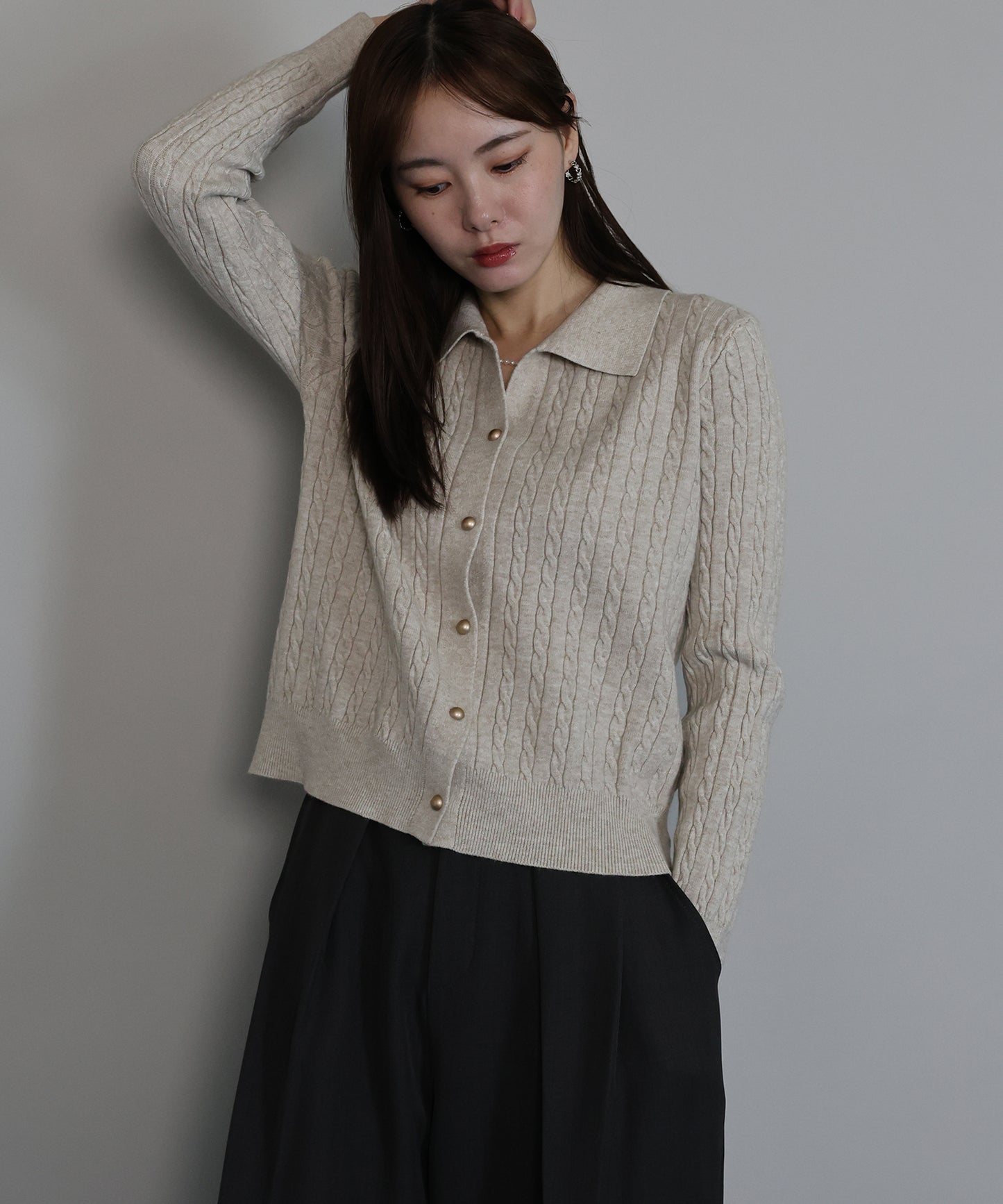 ゴールドボタンケーブルニットカーディガン[ J by blue ]