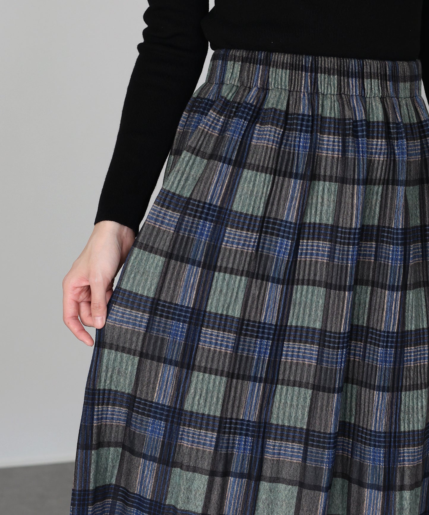 細プリーツチェックスカート