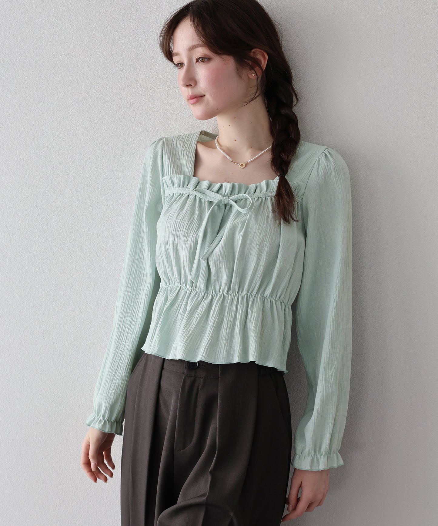 【早割5％OFF】スクエアネックギャザーブラウス【ネコポス】
