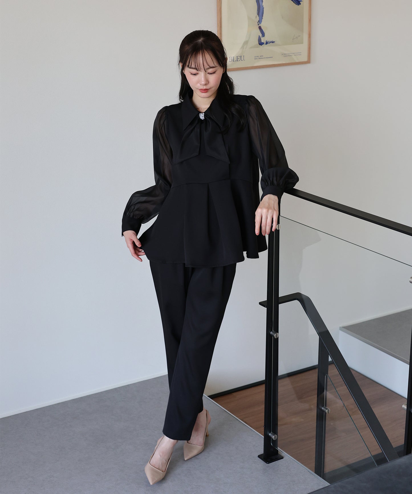 パールモチーフペプラムブラウス＆パンツセット