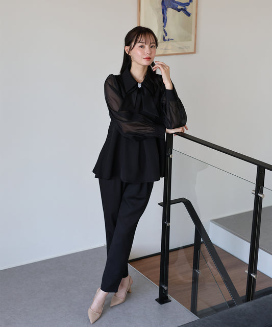 パールモチーフペプラムブラウス＆パンツセット