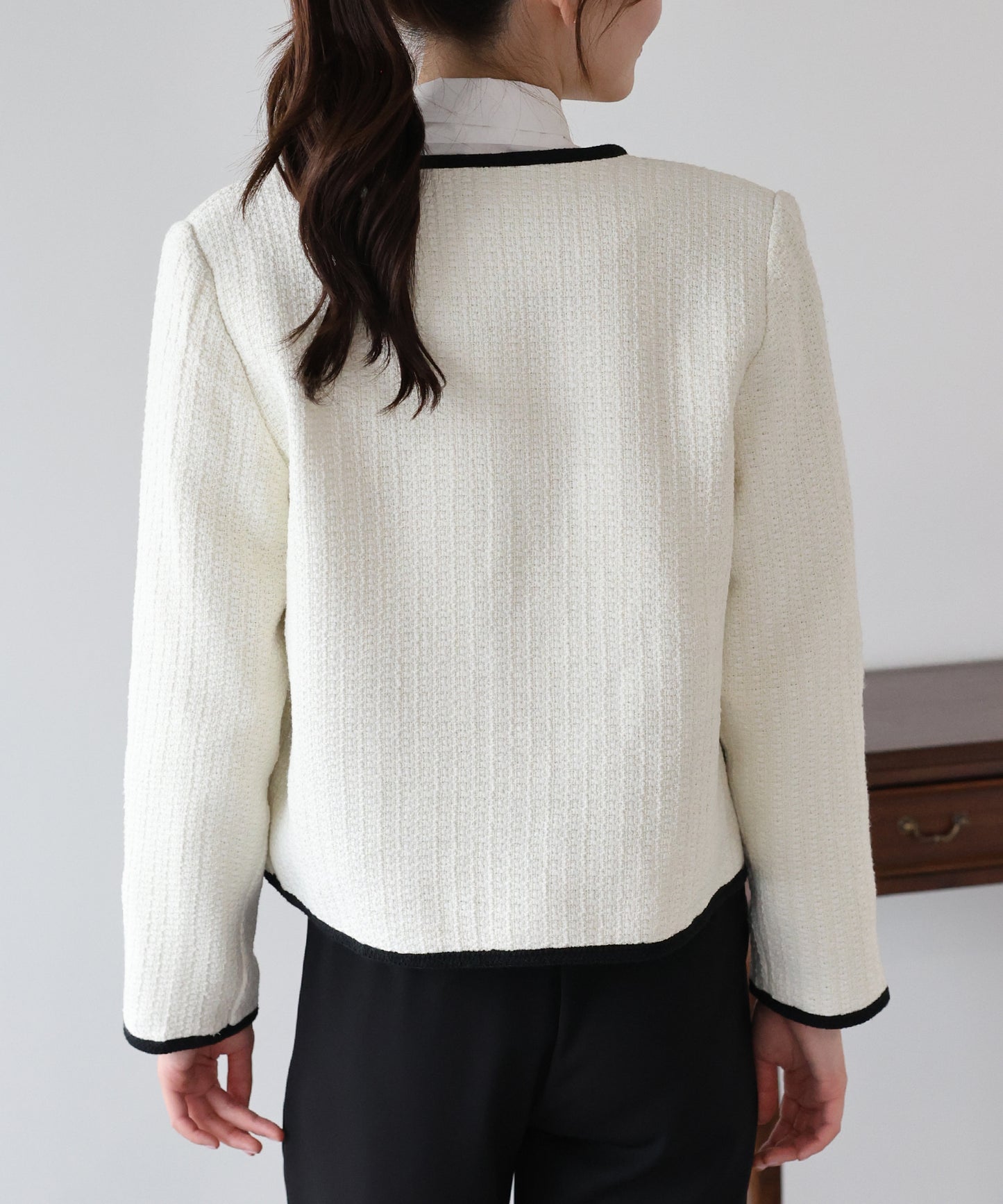 バイカラーパイピングジャケット