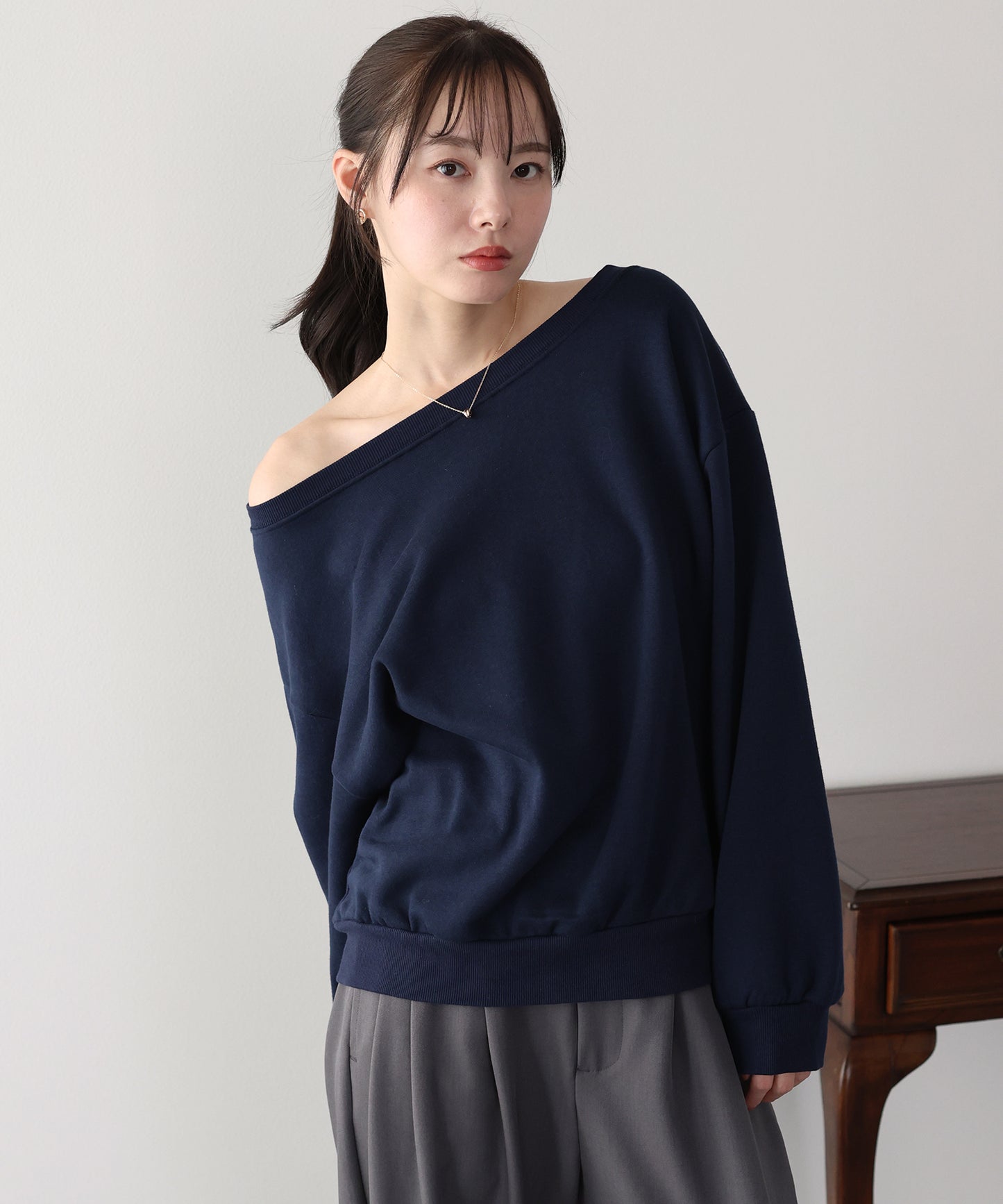 【早割5％OFF】裏起毛オフショルスウェット