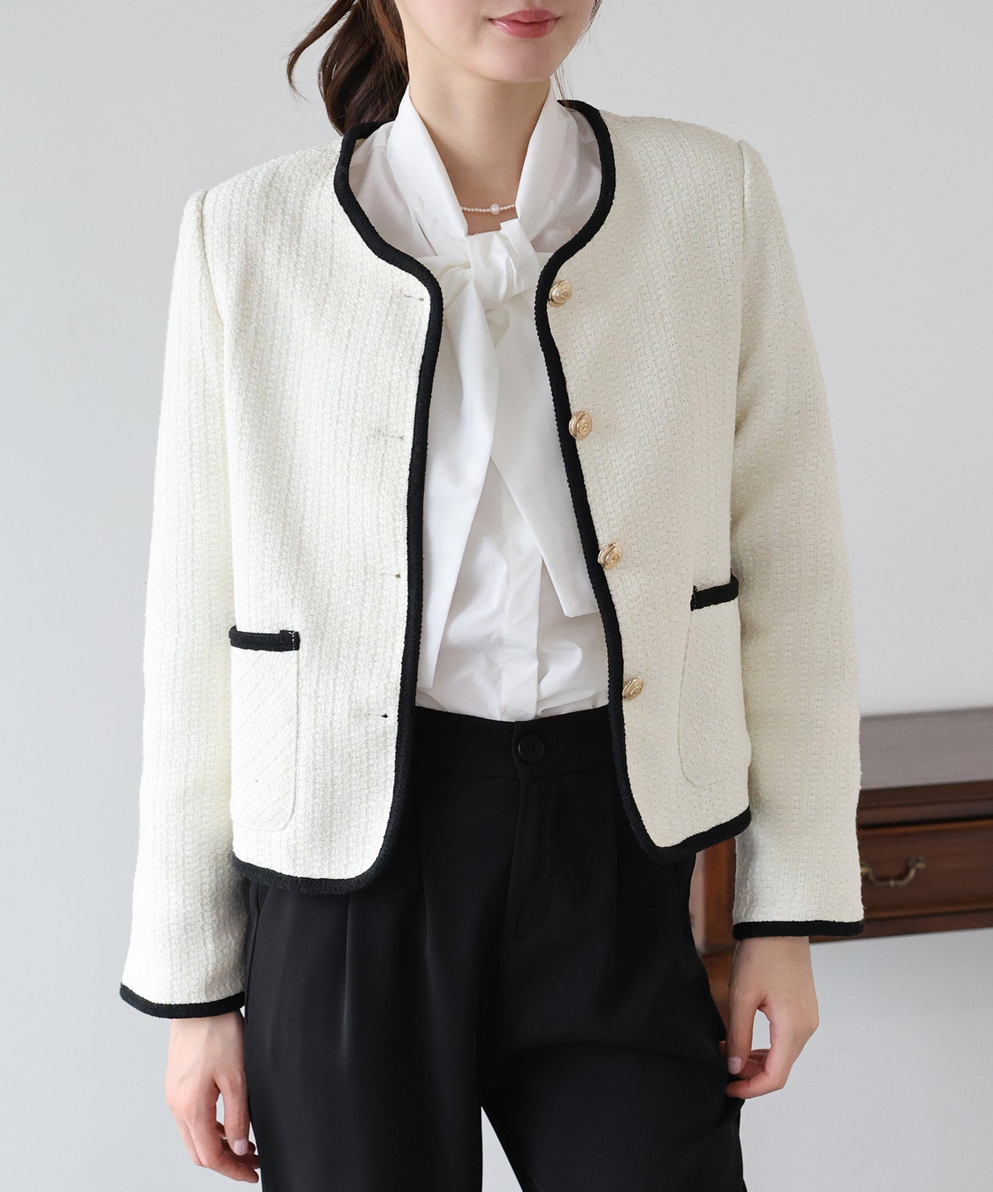 バイカラーパイピングジャケット