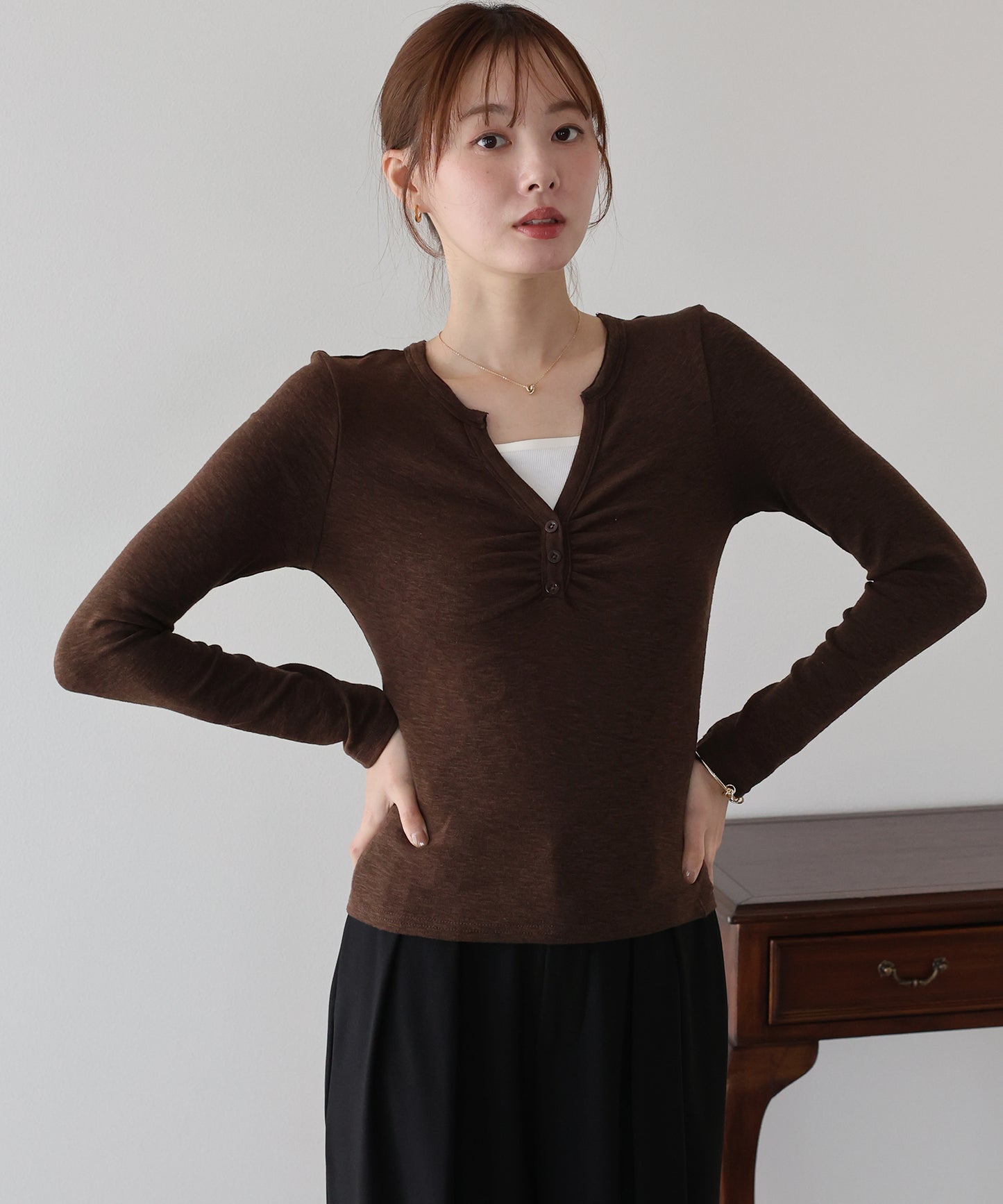 【早割5％OFF】ギャザーヘンリーネックカットソー【メール便】
