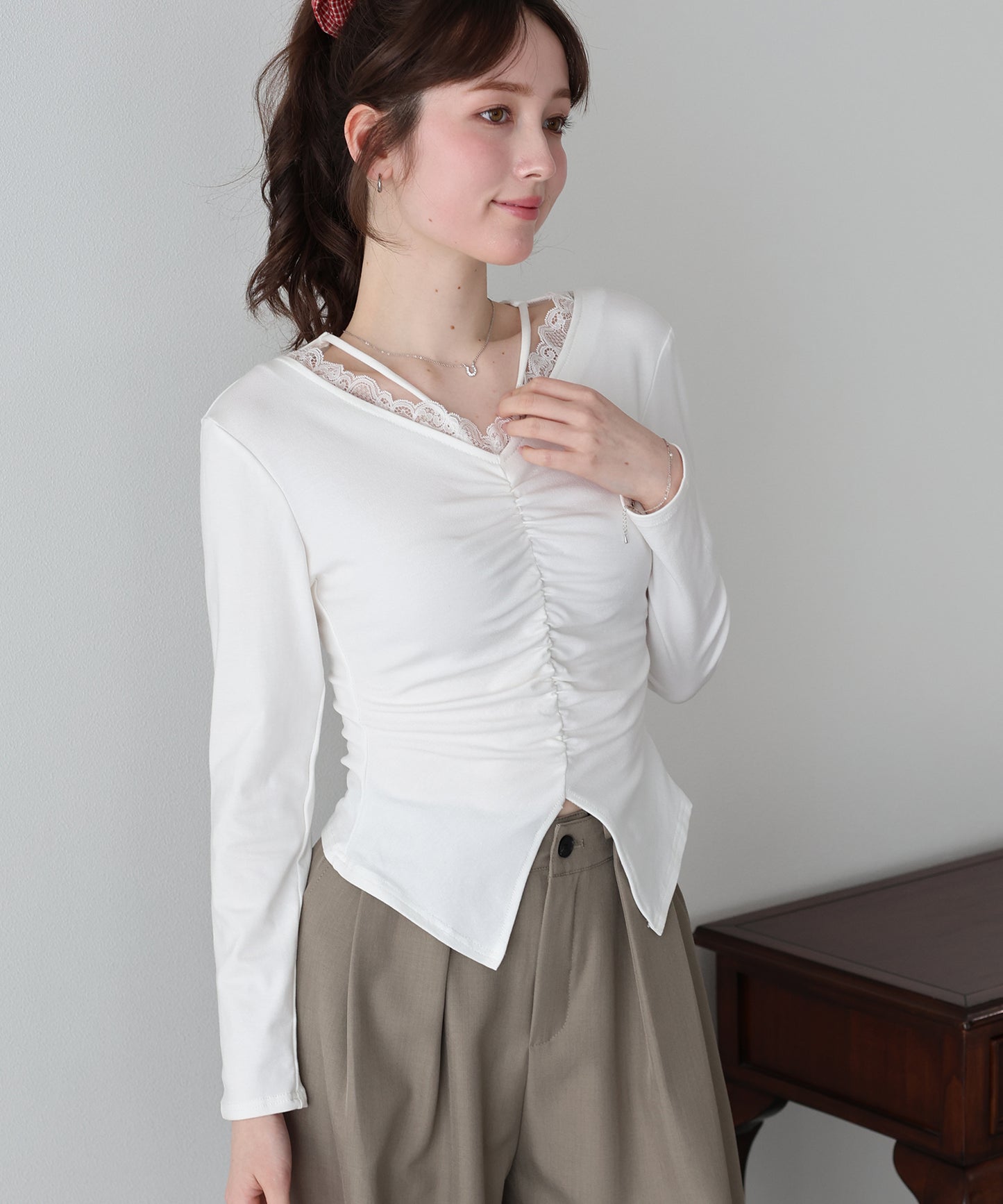 【早割5％OFF】フロントギャザーレースカットソー【ネコポス】