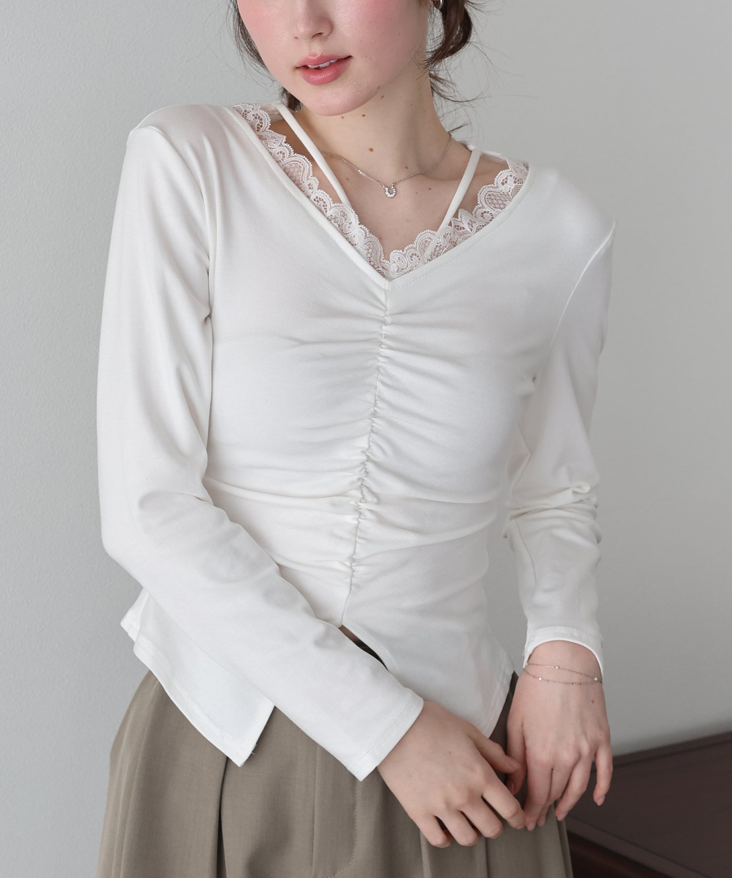 【早割5％OFF】フロントギャザーレースカットソー【ネコポス】