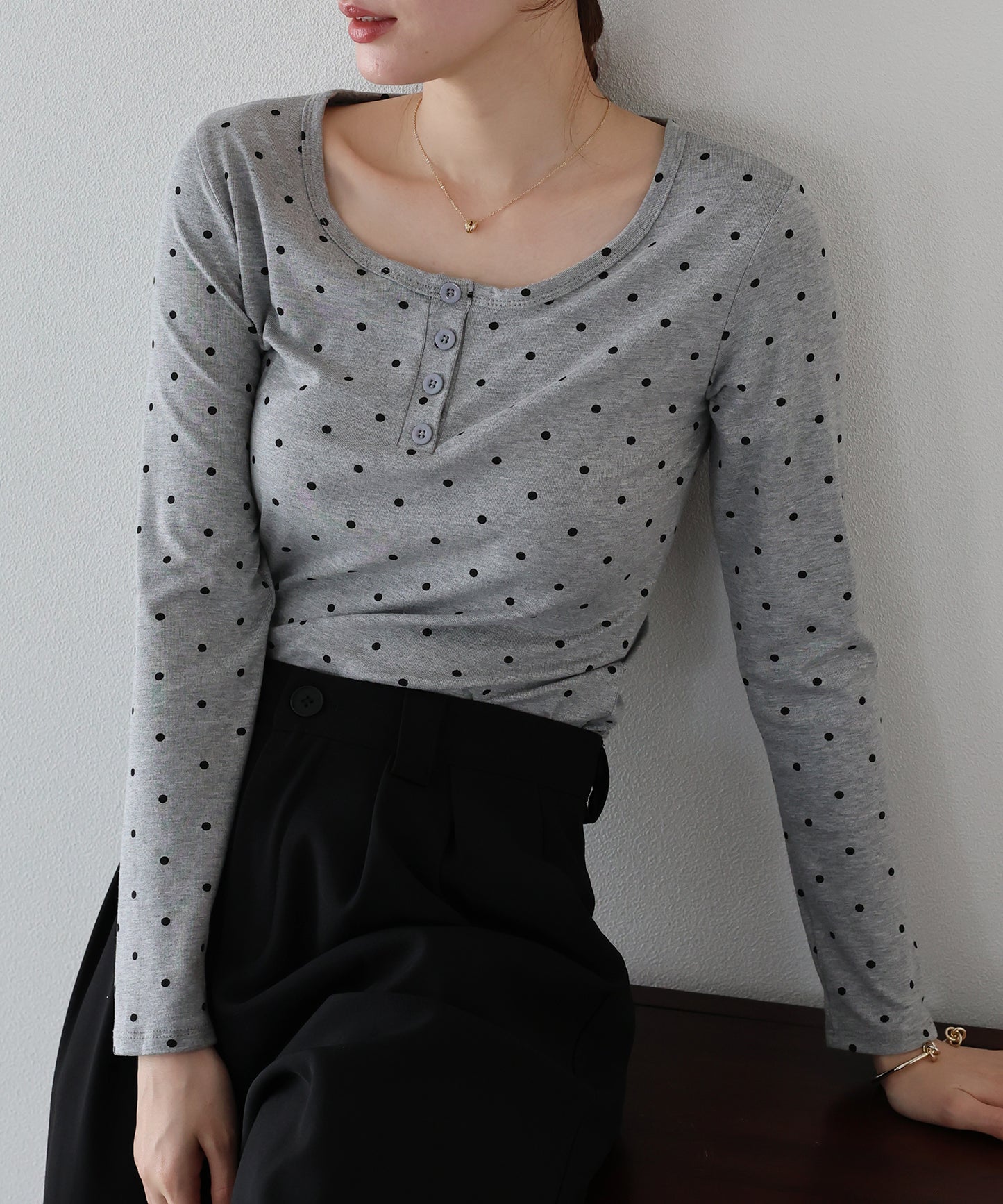 【早割5％OFF】ヘンリーネックドットロングＴシャツ【メール便】