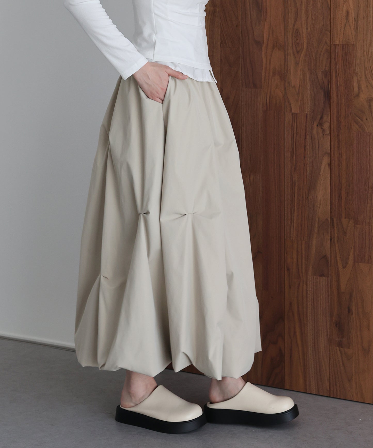 ランダムタックバルーンスカート[J by blue]