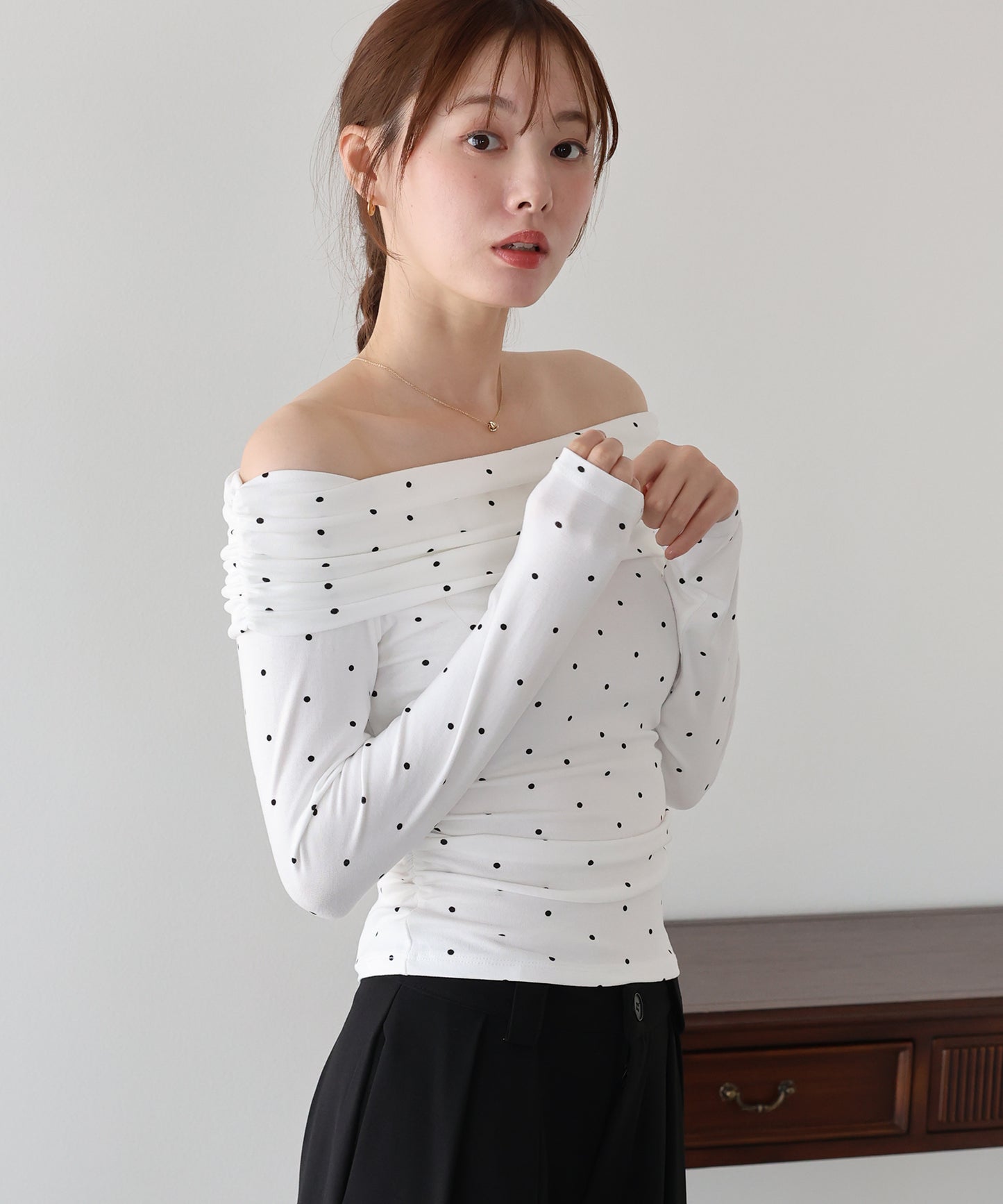 【早割5％OFF】ドットオフショルダーカットソー【メール便】