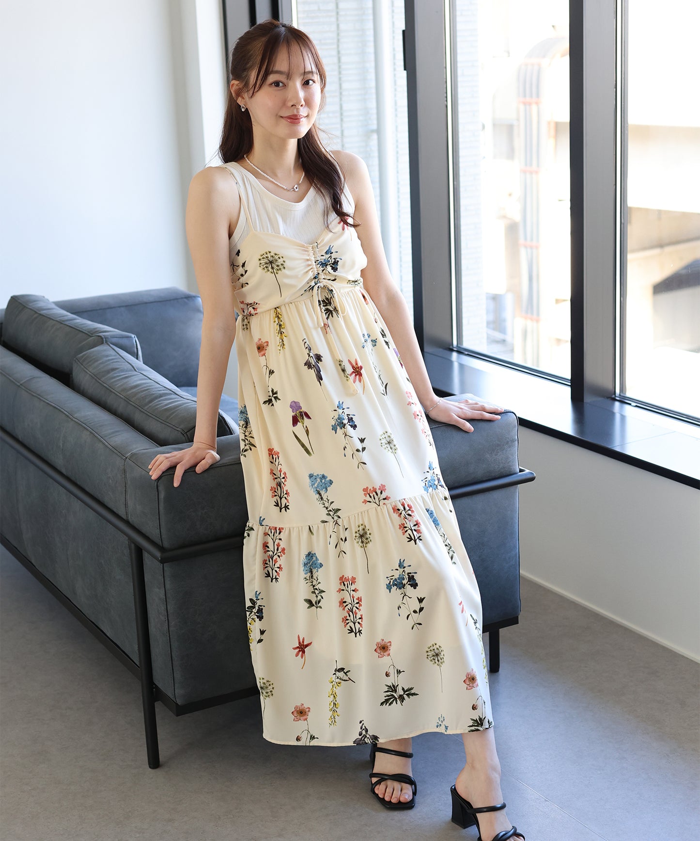 フラワーシャーリングキャミワンピース