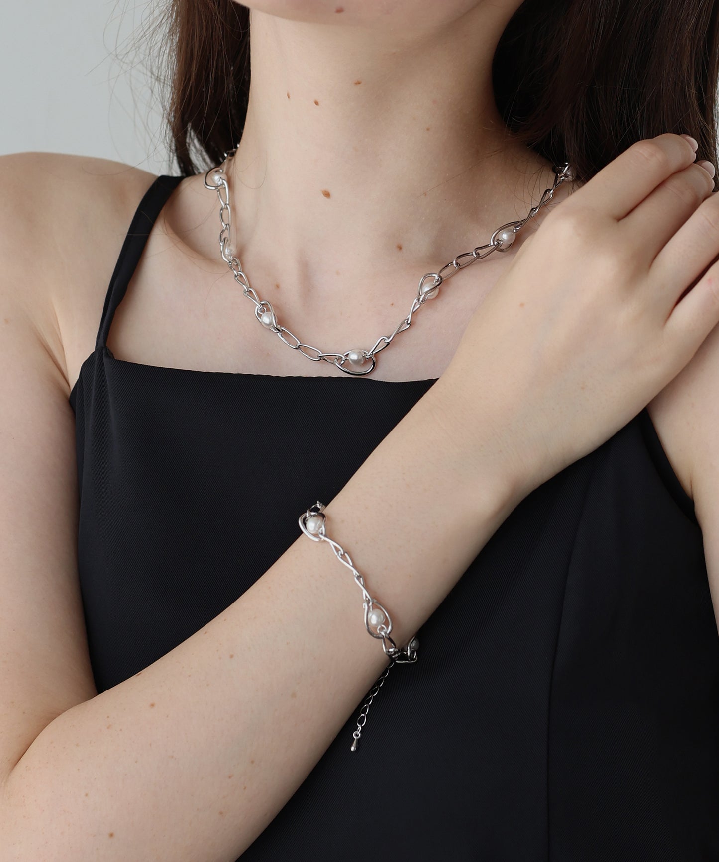 パールシェルモチーフブレスレット / ニッケルフリー[ J by blue ]【ネコポス】