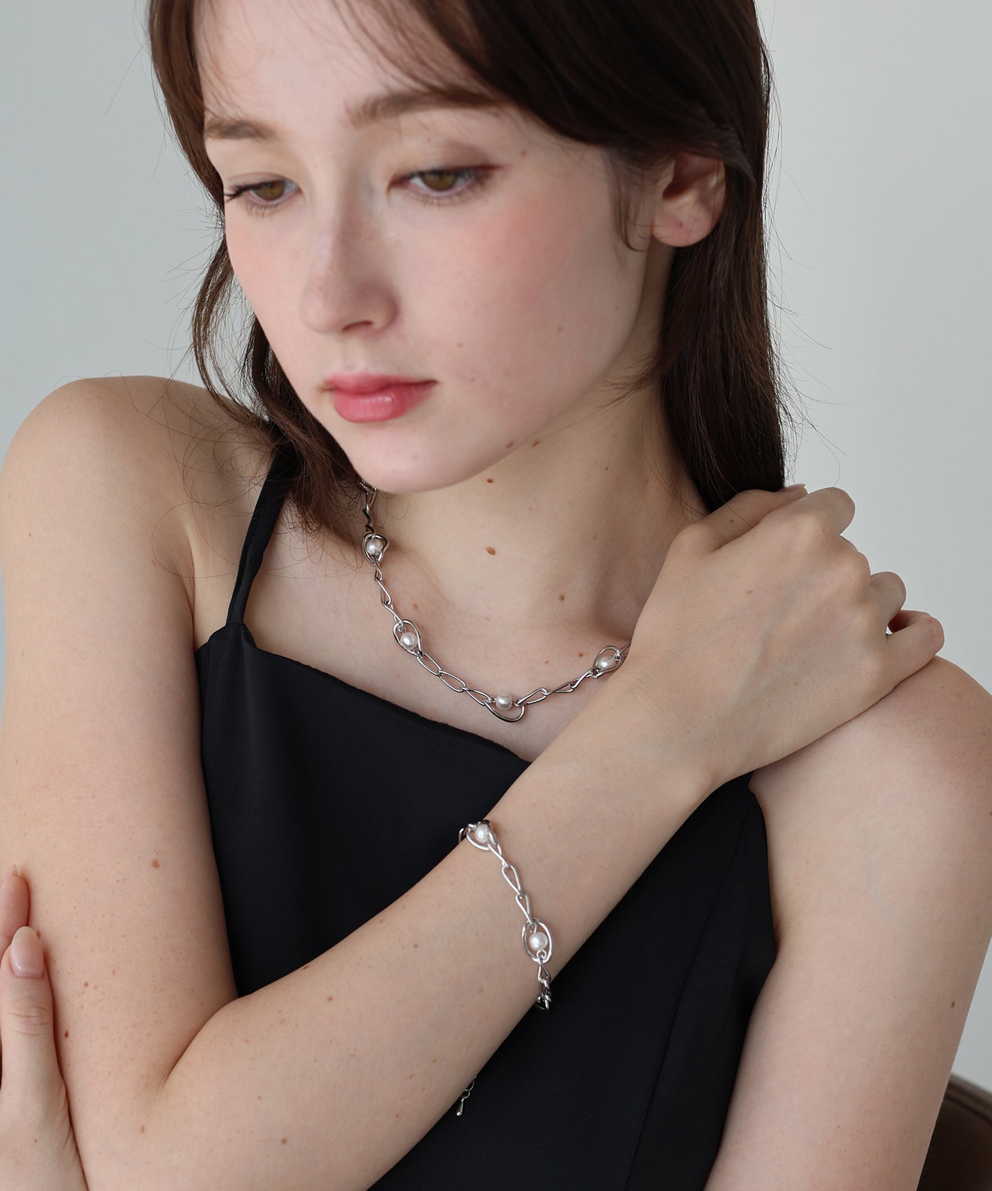 パールシェルモチーフブレスレット / ニッケルフリー[ J by blue ]【ネコポス】