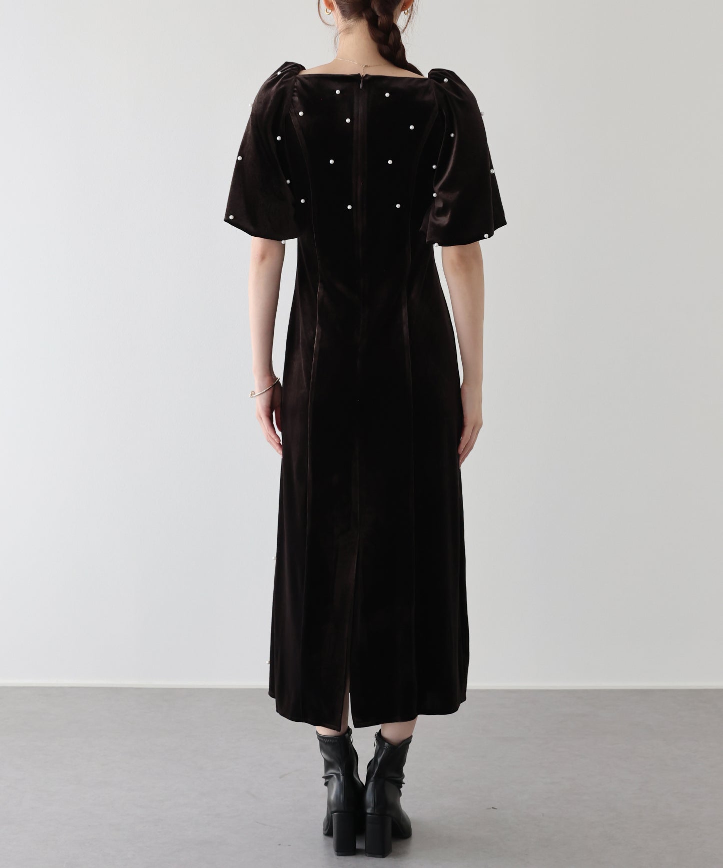 【早割5％OFF】《2サイズ展開》リボンパールベロアドレス