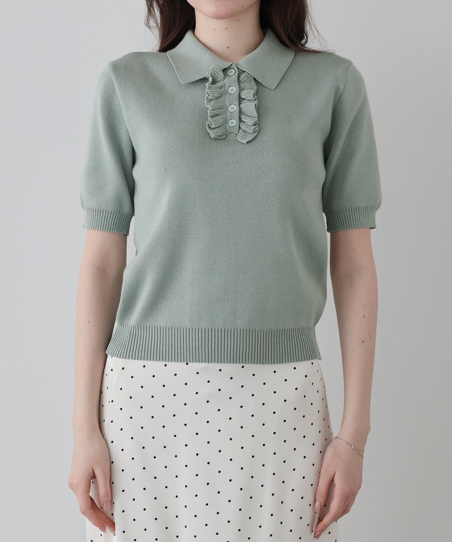 【早割5％OFF】フロントフリルポロニット