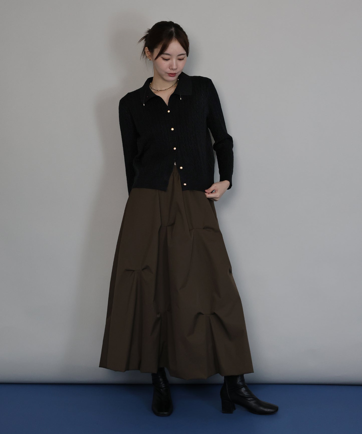 ゴールドボタンケーブルニットカーディガン[ J by blue ]