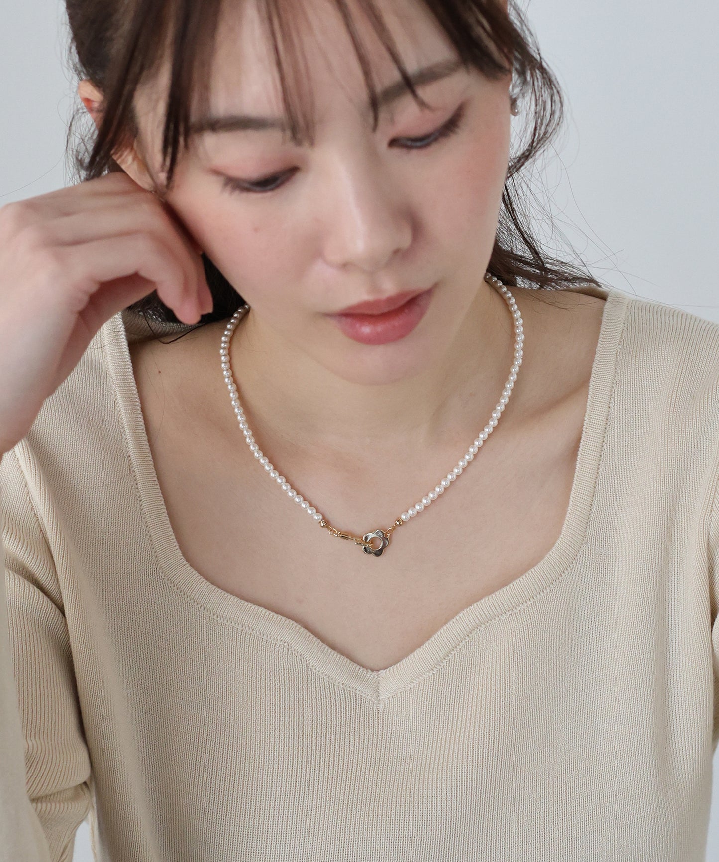 フラワーモチーフパールネックレス【ネコポス】