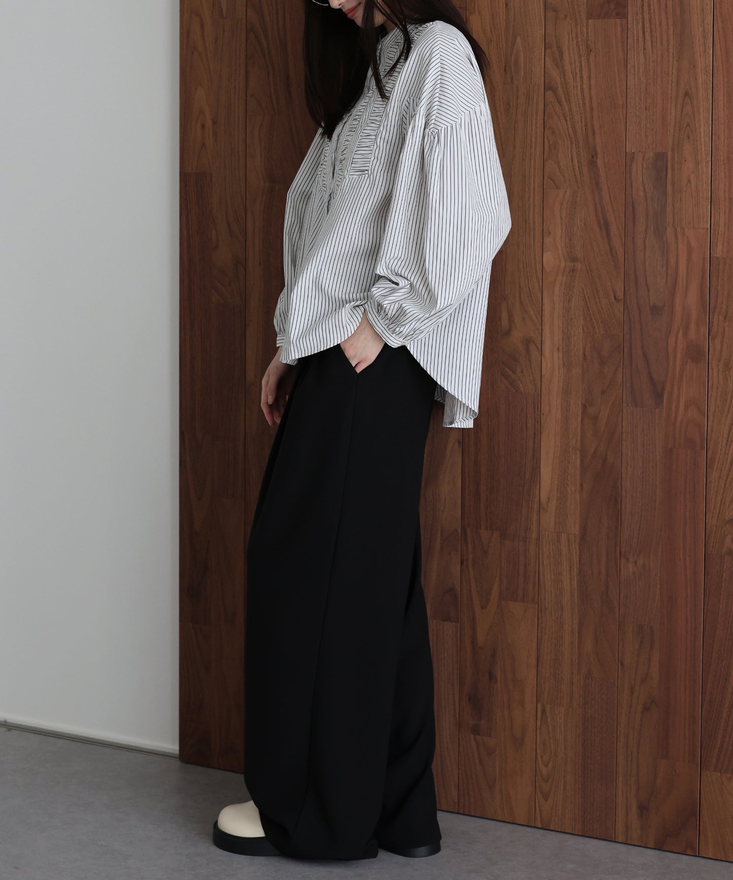 レザードロストワイドパンツ