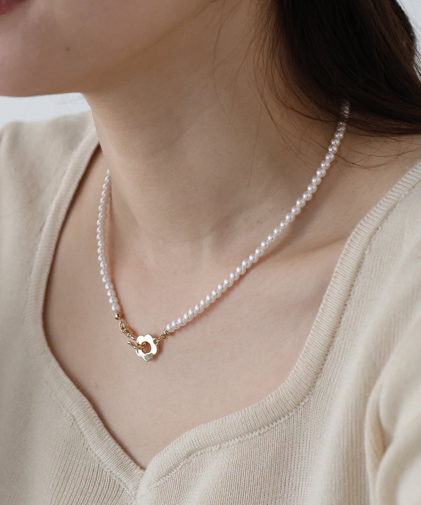フラワーモチーフパールネックレス【ネコポス】