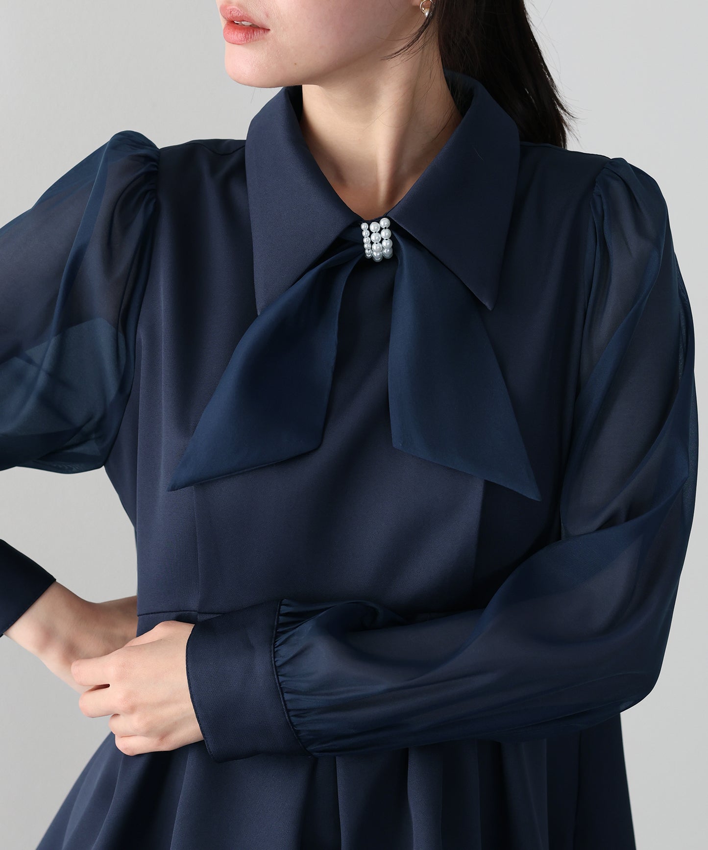 パールモチーフペプラムブラウス＆パンツセット