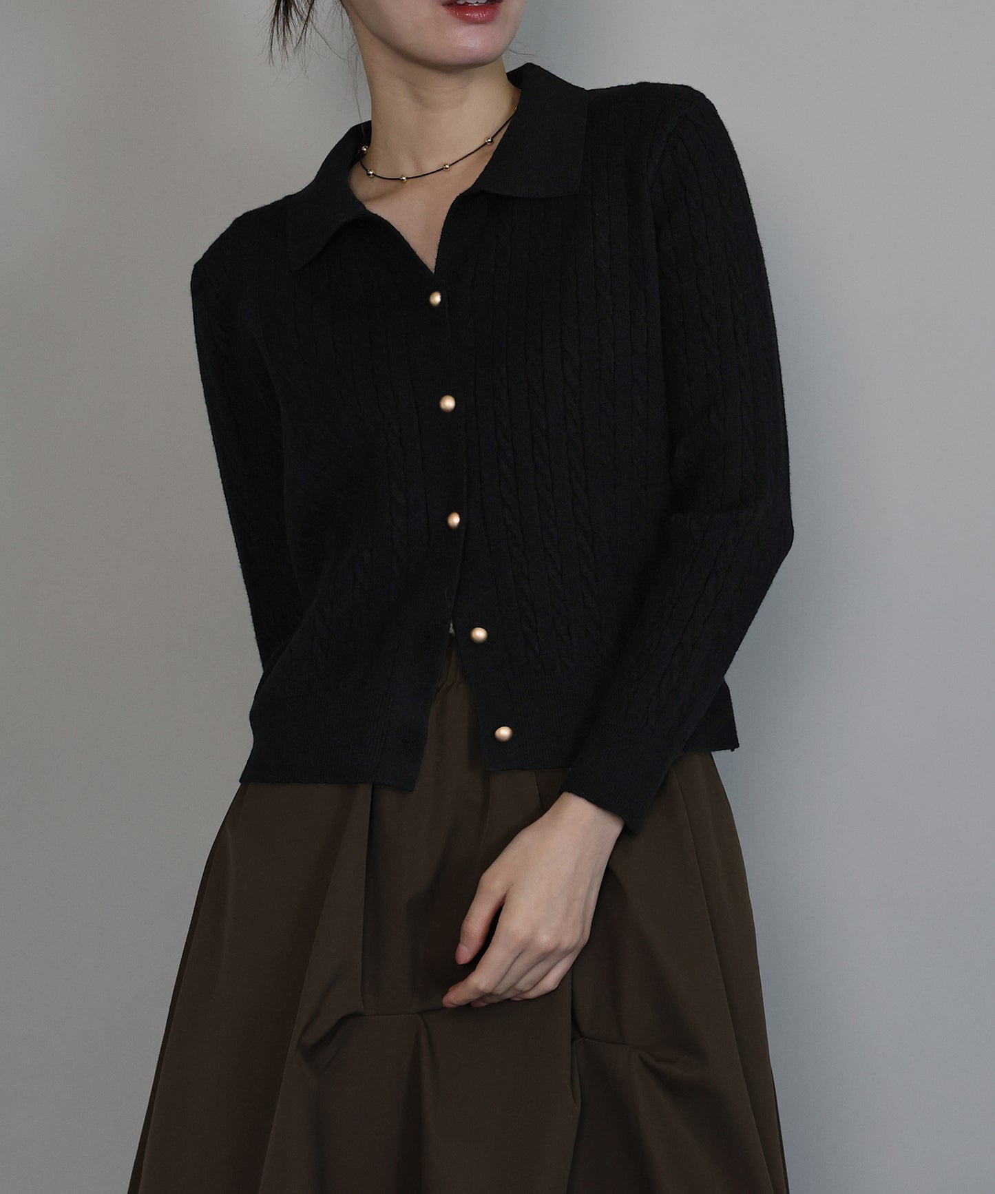 ゴールドボタンケーブルニットカーディガン[ J by blue ]