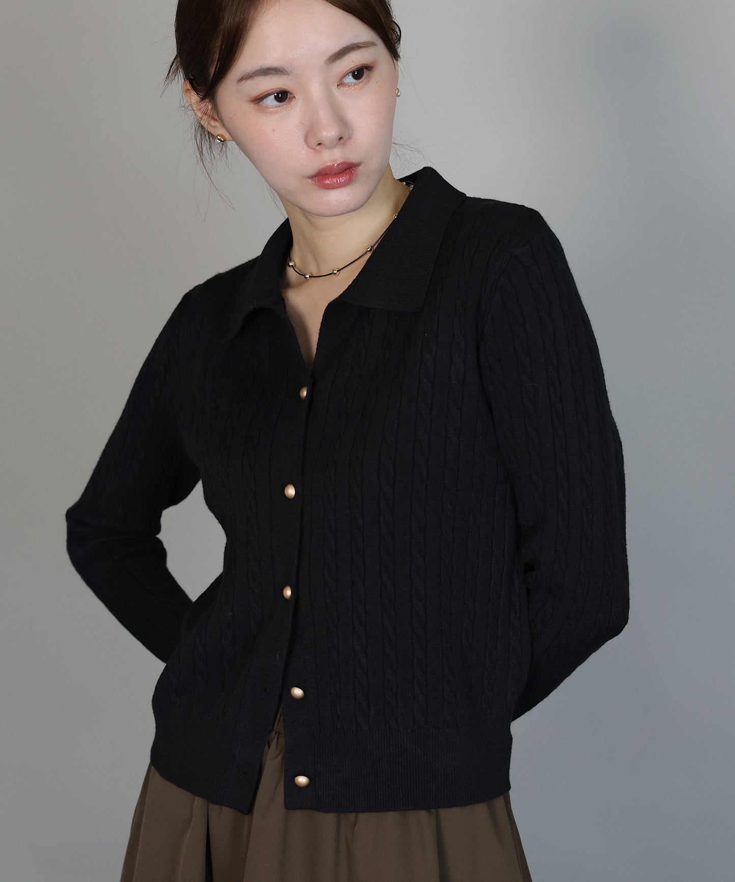 ゴールドボタンケーブルニットカーディガン[ J by blue ]