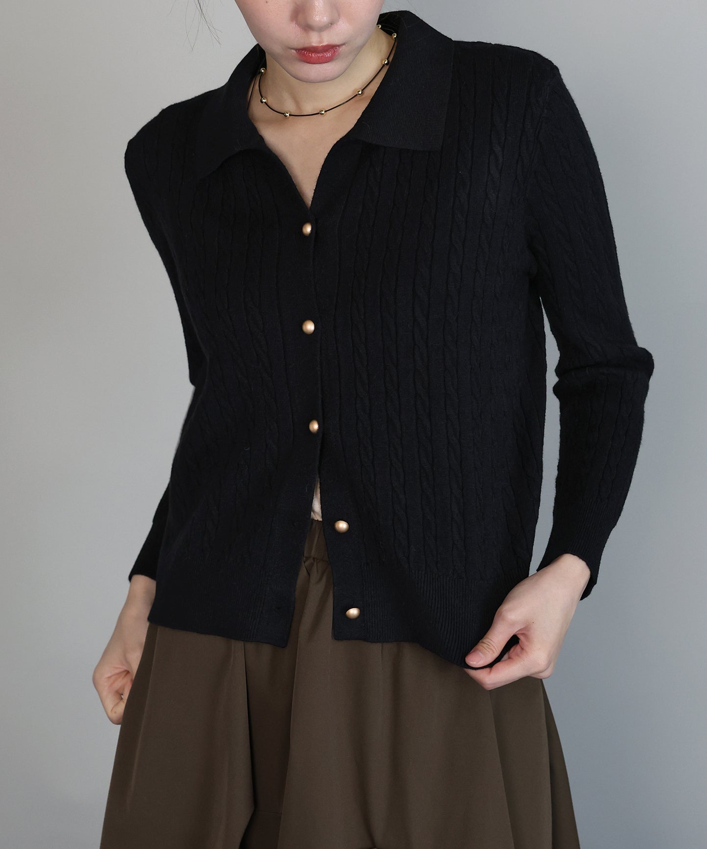 ゴールドボタンケーブルニットカーディガン[ J by blue ]