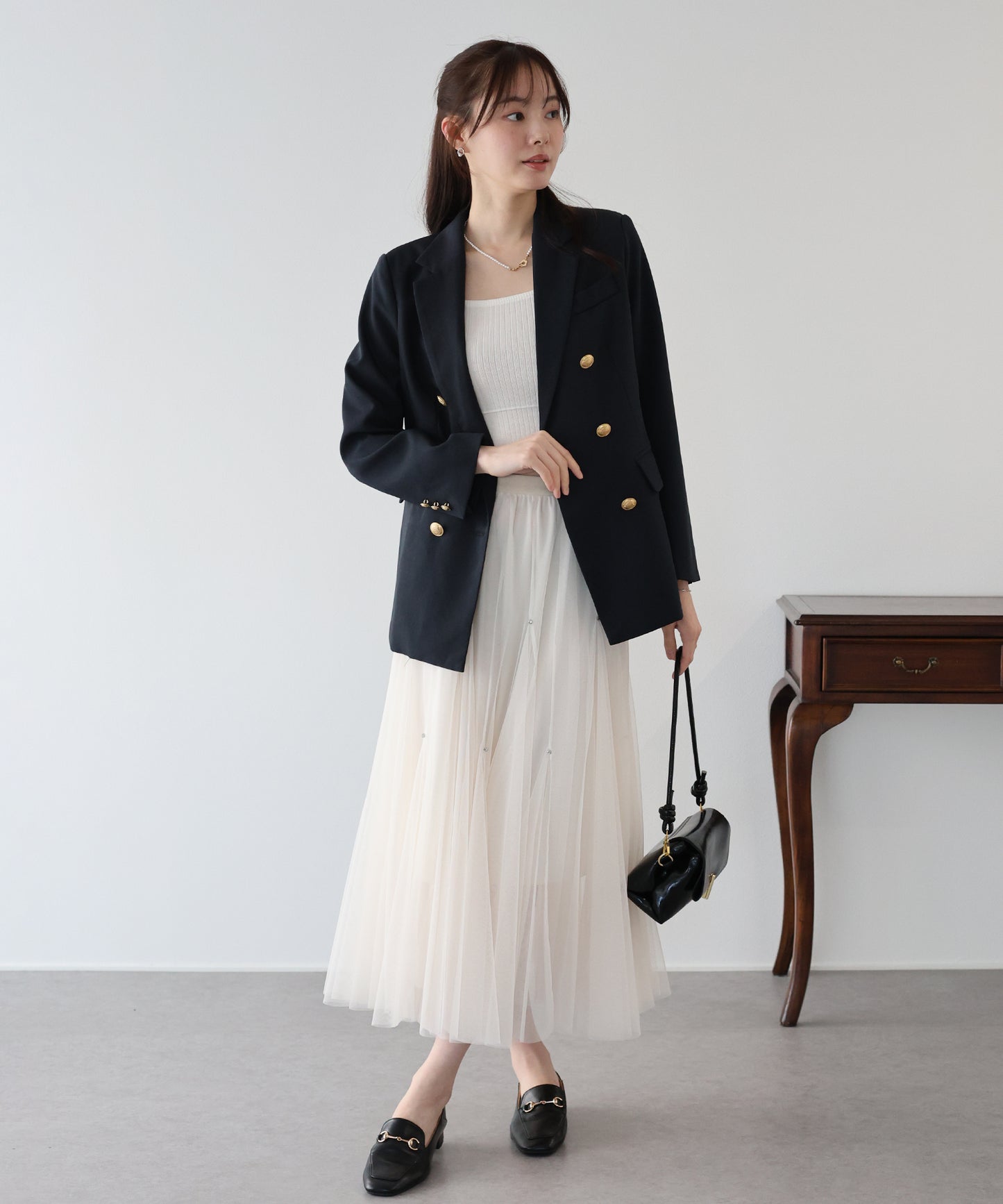 ビジュー付きチュールスカート