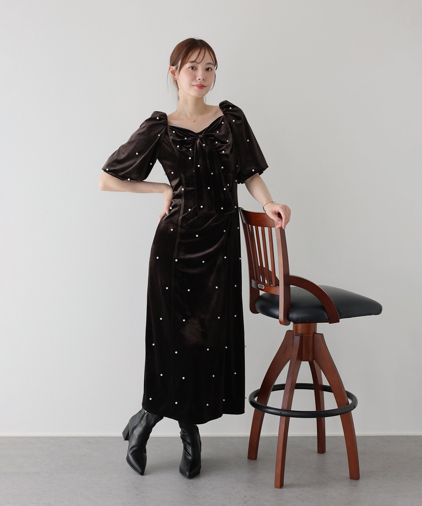 【早割5％OFF】《2サイズ展開》リボンパールベロアドレス