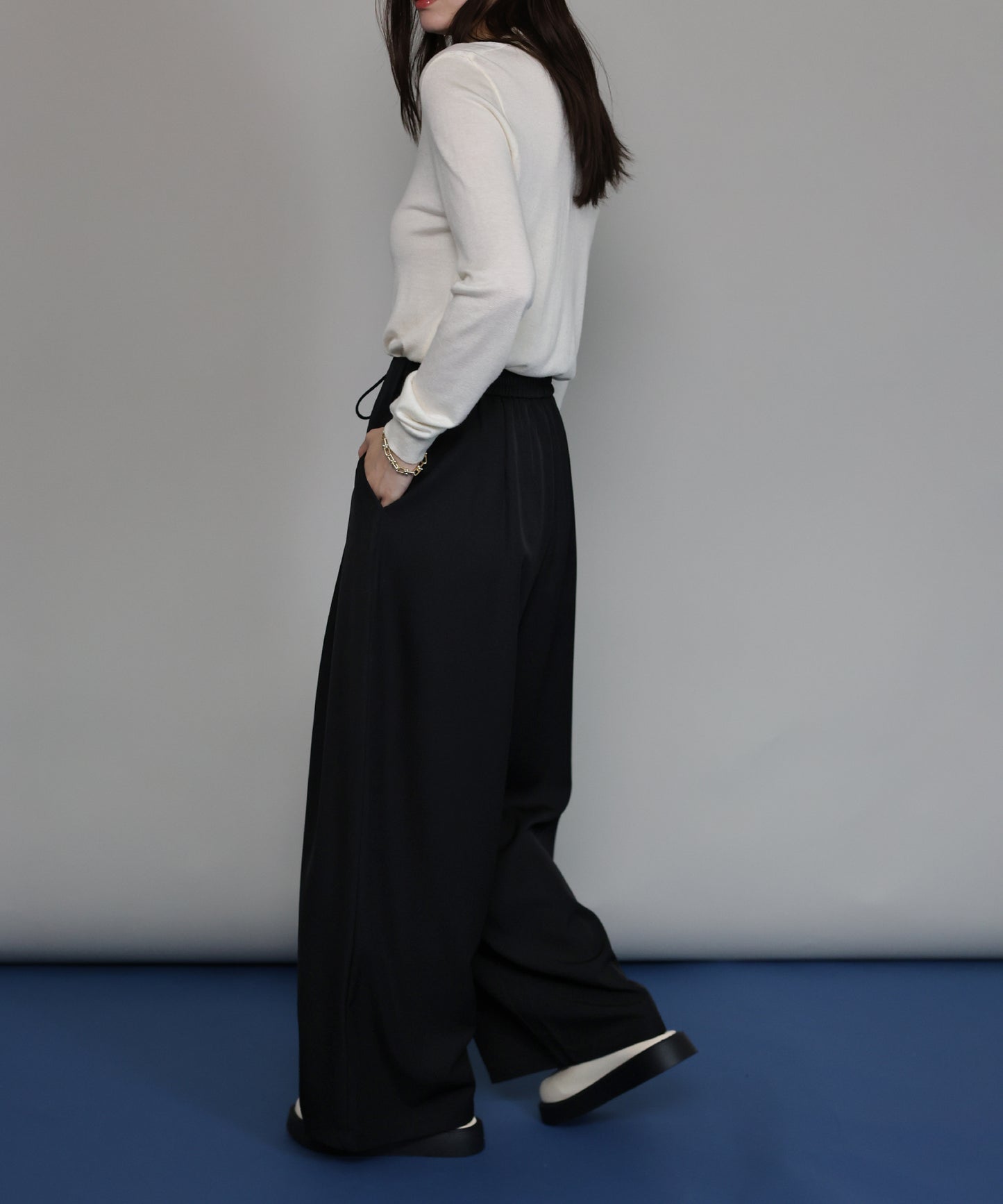 [J by blue]タックワイドパンツ