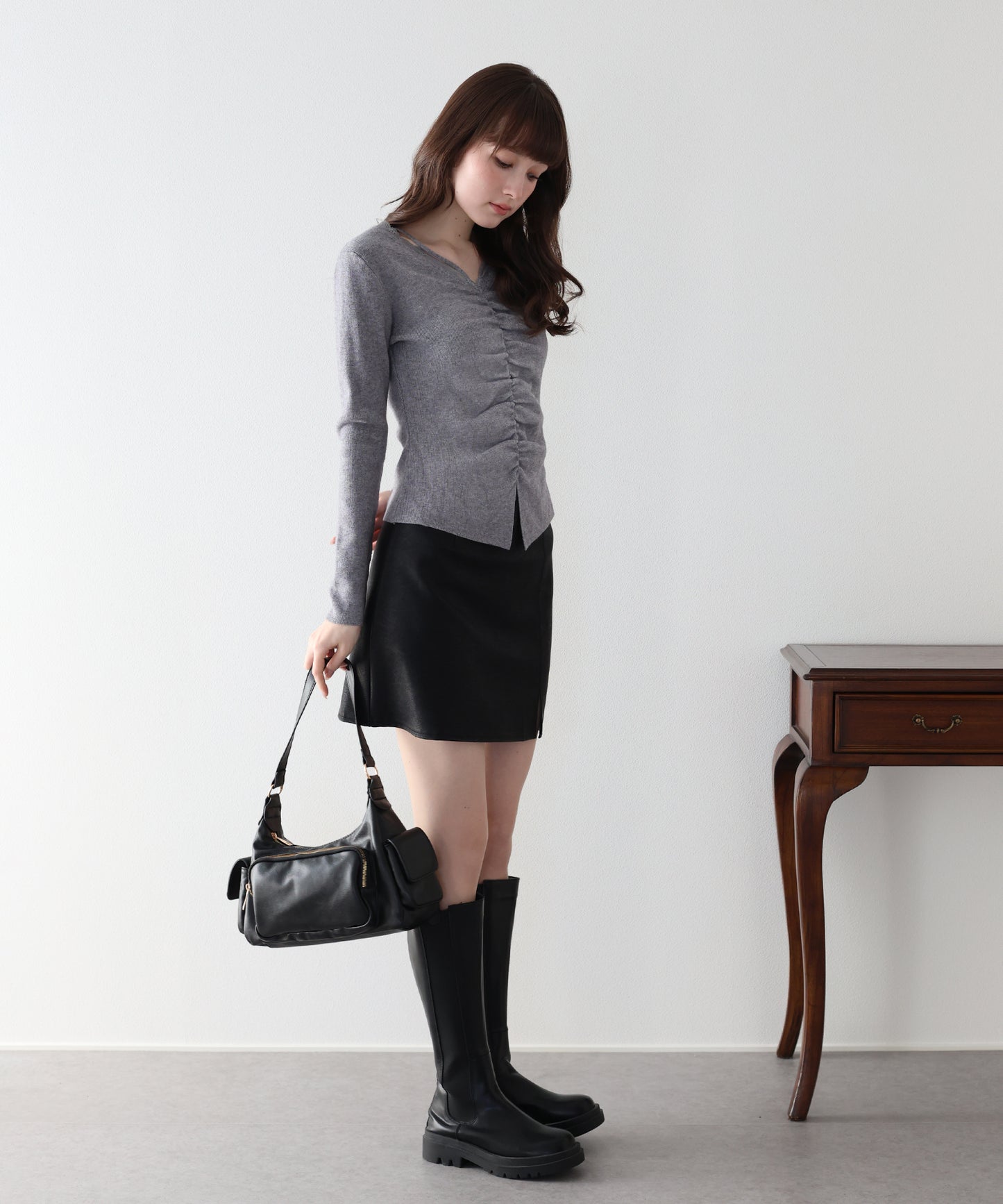 フロントギャザーレースニット