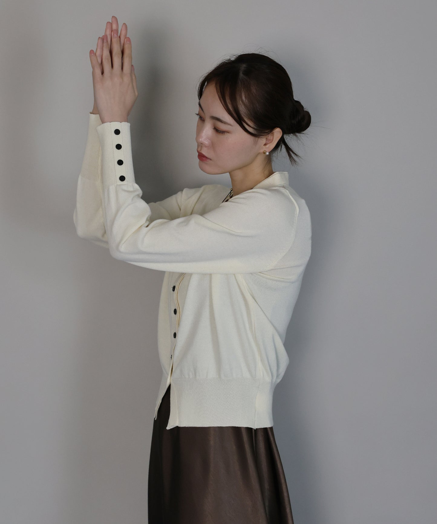 【早割5％OFF】フェイクレイヤードニットカーディガン[ J by blue ]