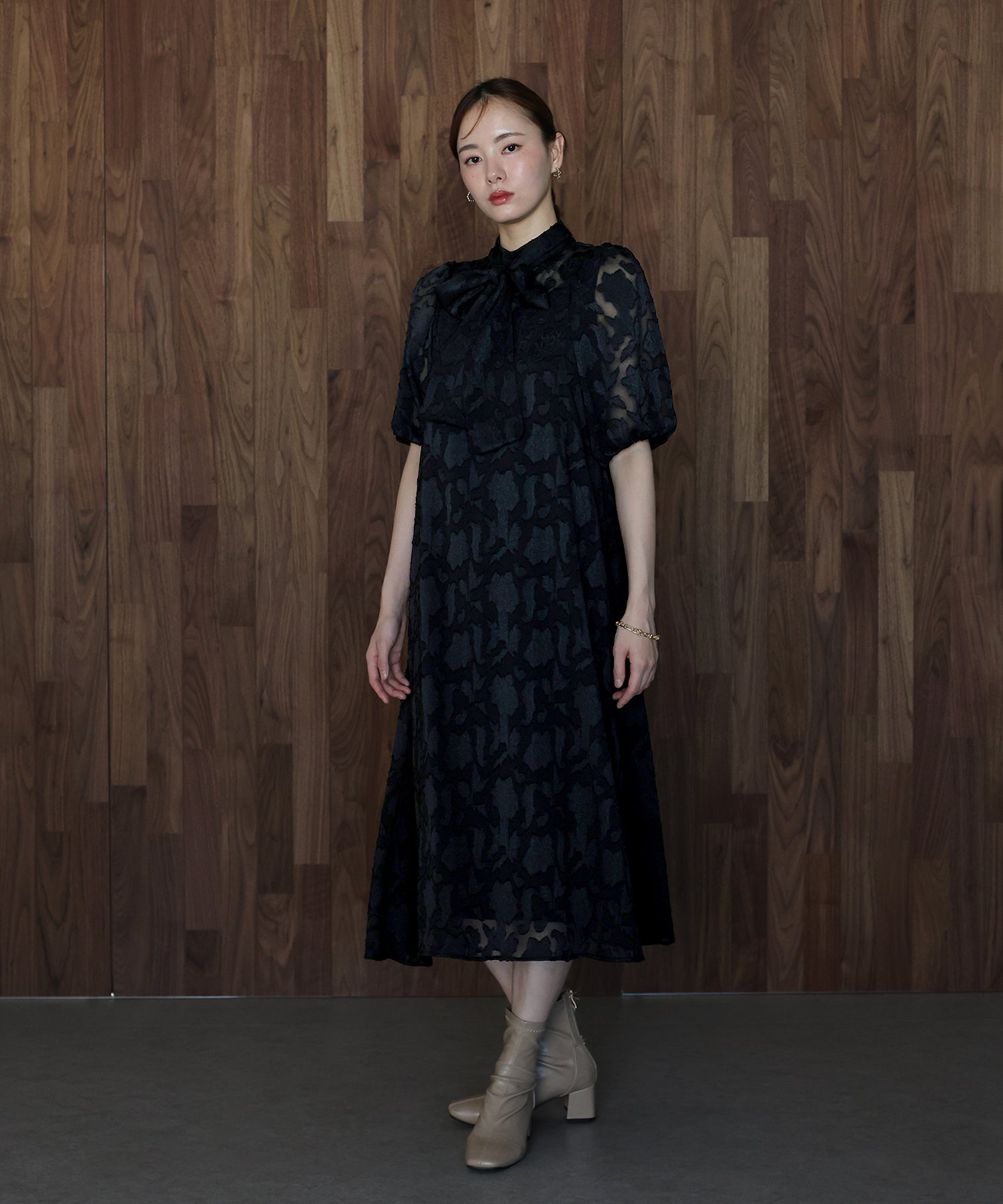 インナー付きバックリボンジャガードドレス – BLUE ONLINE