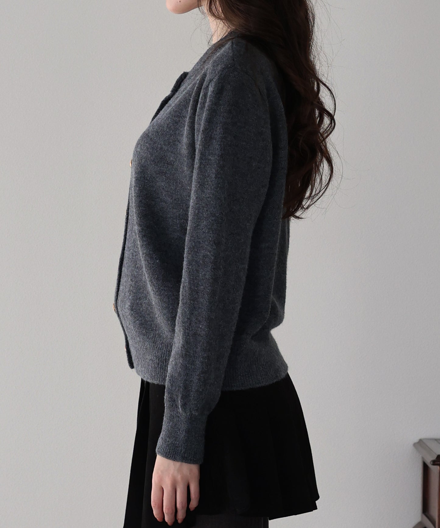 【早割5％OFF】金ボタンクルーネックカーディガン