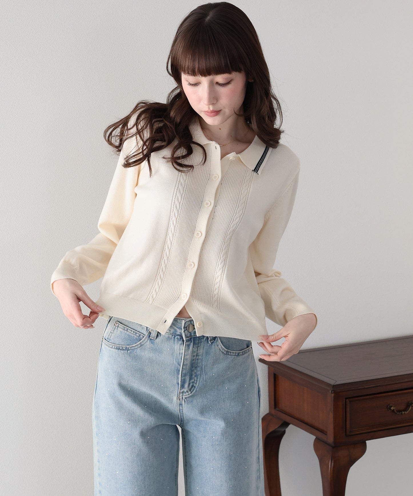 【早割5％OFF】ポロ襟ケーブルニットカーディガン