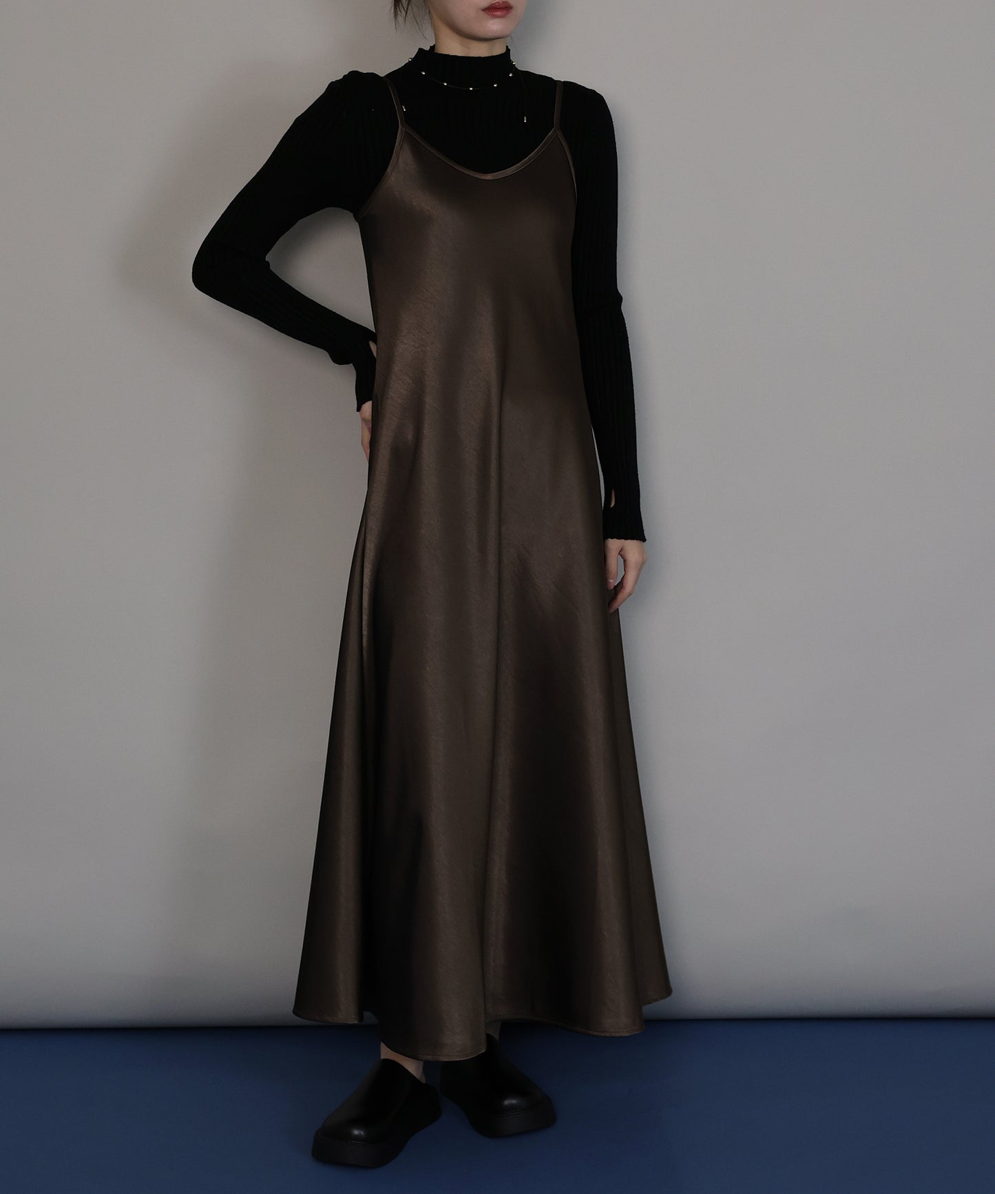 ヘビーサテンキャミワンピース[ J by blue ]