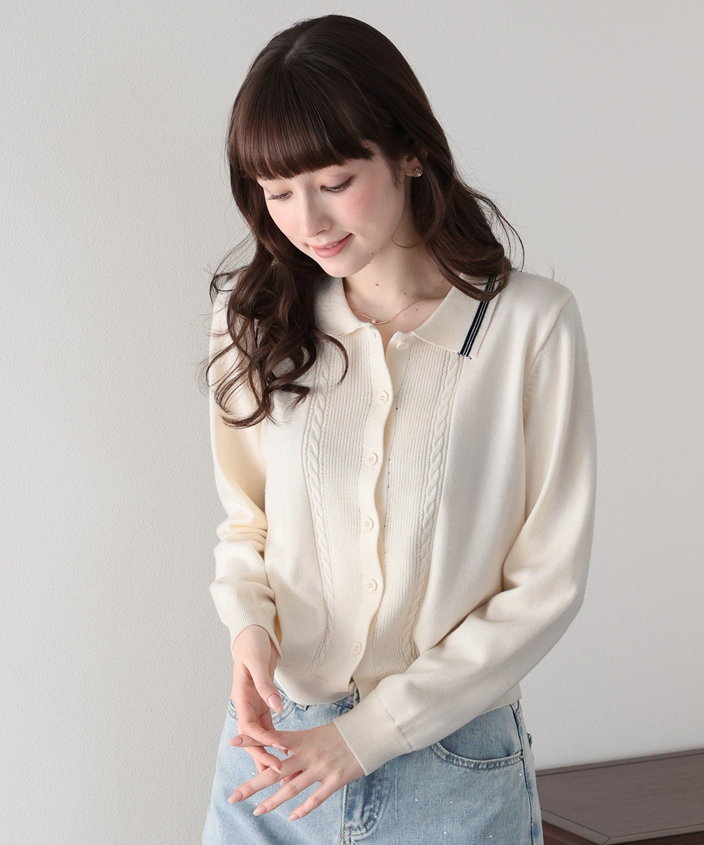 【早割5％OFF】ポロ襟ケーブルニットカーディガン