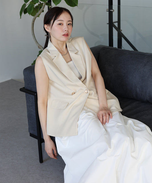 ニュアンスボタンテーラードジレ[ J by blue ]