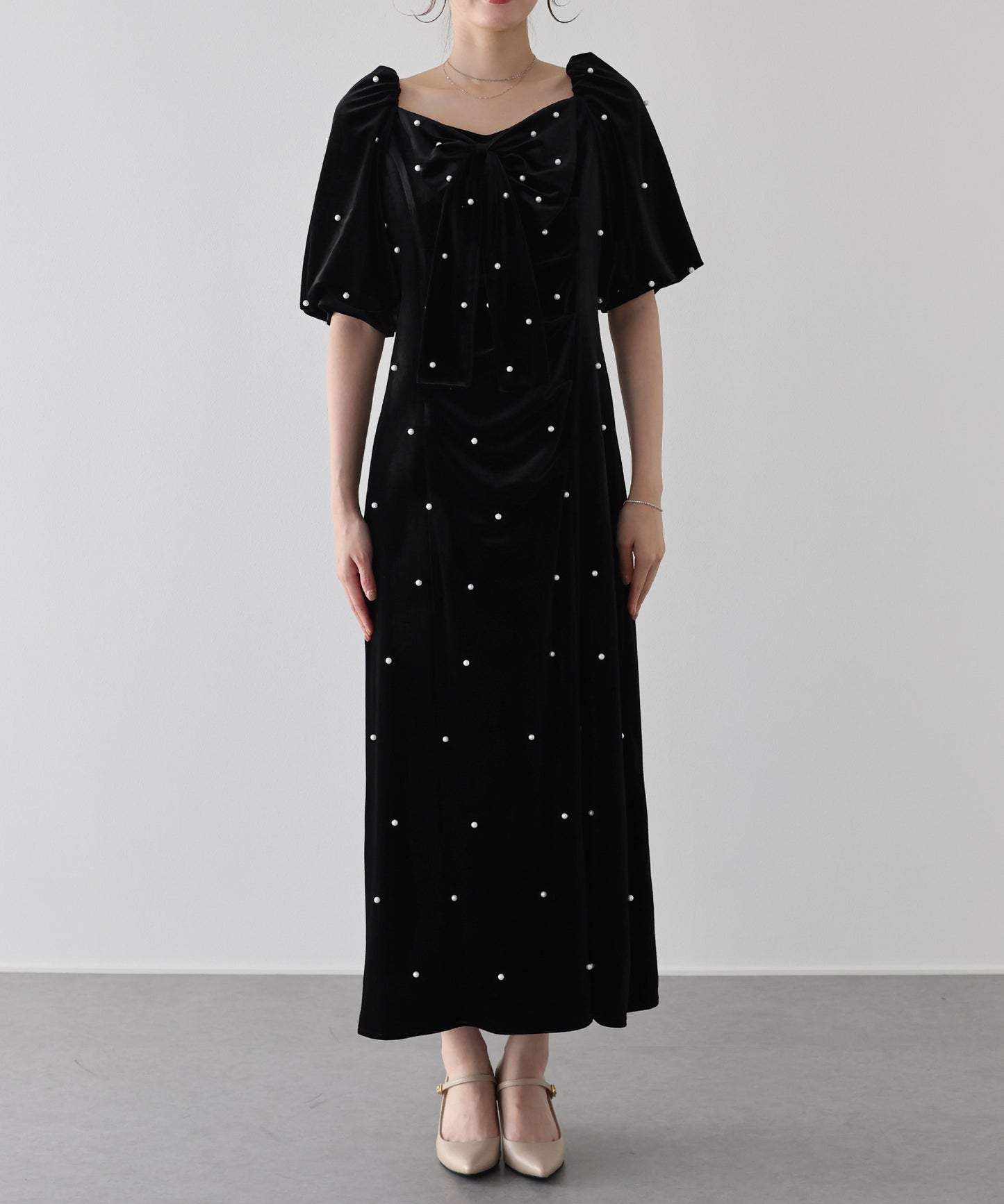 【早割5％OFF】《2サイズ展開》リボンパールベロアドレス