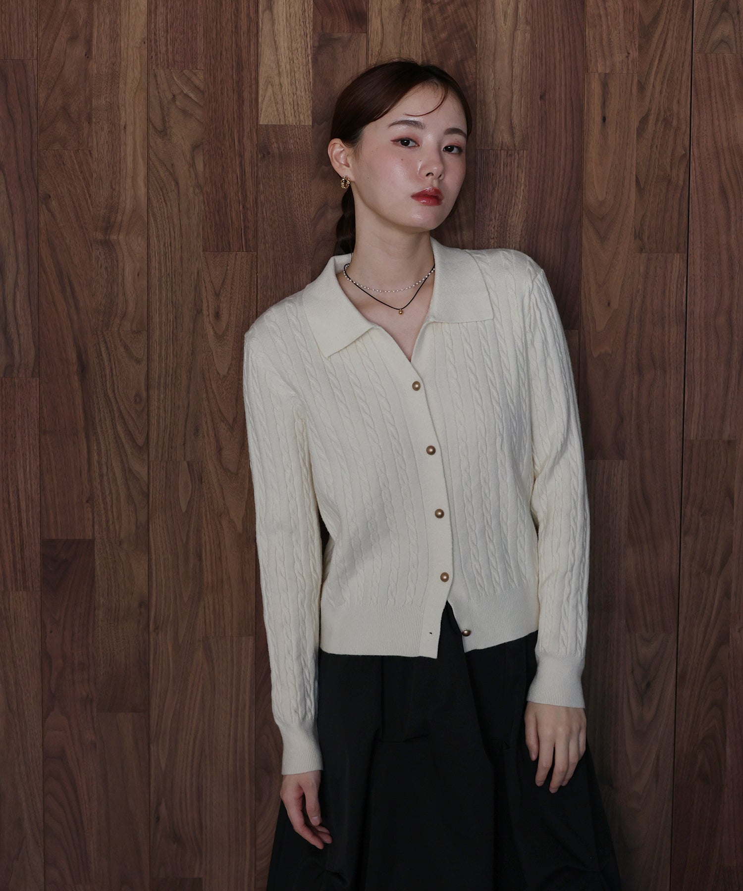 ゴールドボタンケーブルニットカーディガン[ J by blue ] – BLUE ONLINE