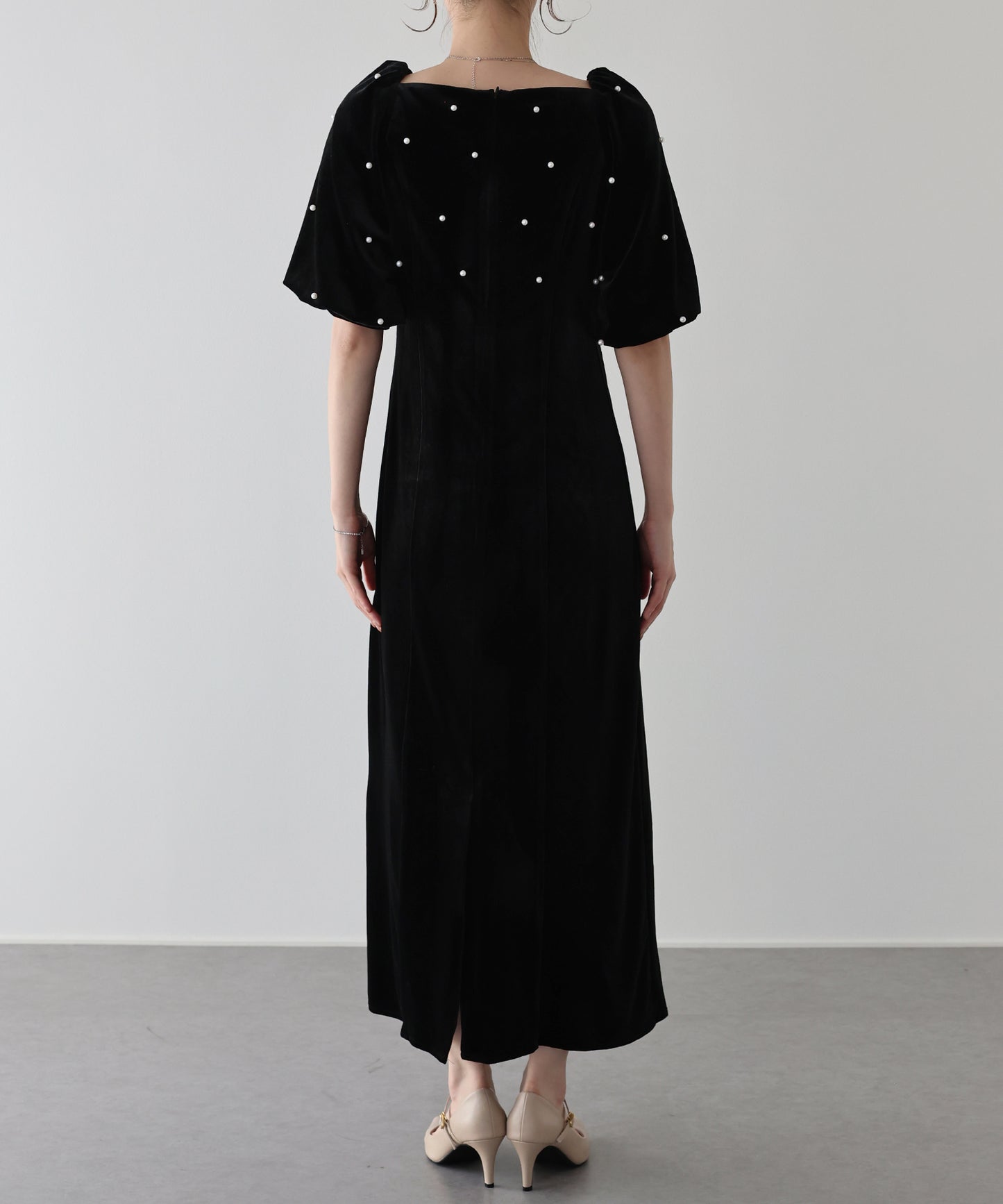 【早割5％OFF】《2サイズ展開》リボンパールベロアドレス