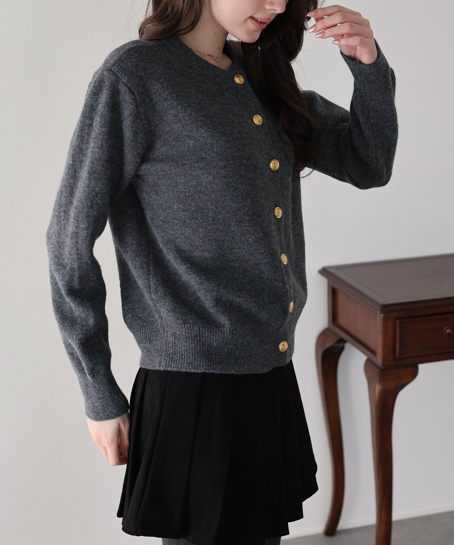 【早割5％OFF】金ボタンクルーネックカーディガン