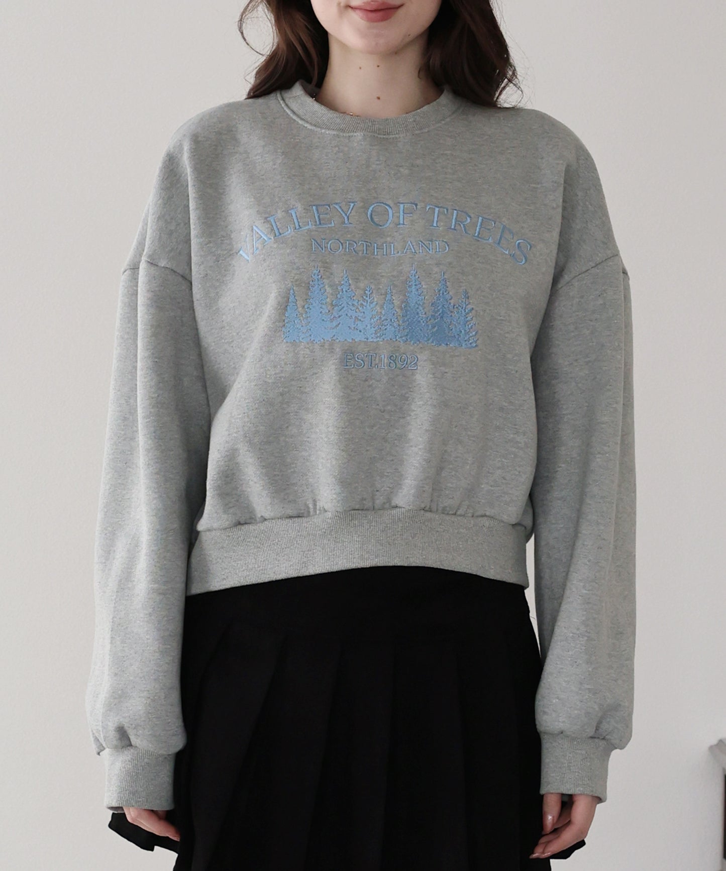 【早割5％OFF】裏起毛フォレスト刺繍スウェット