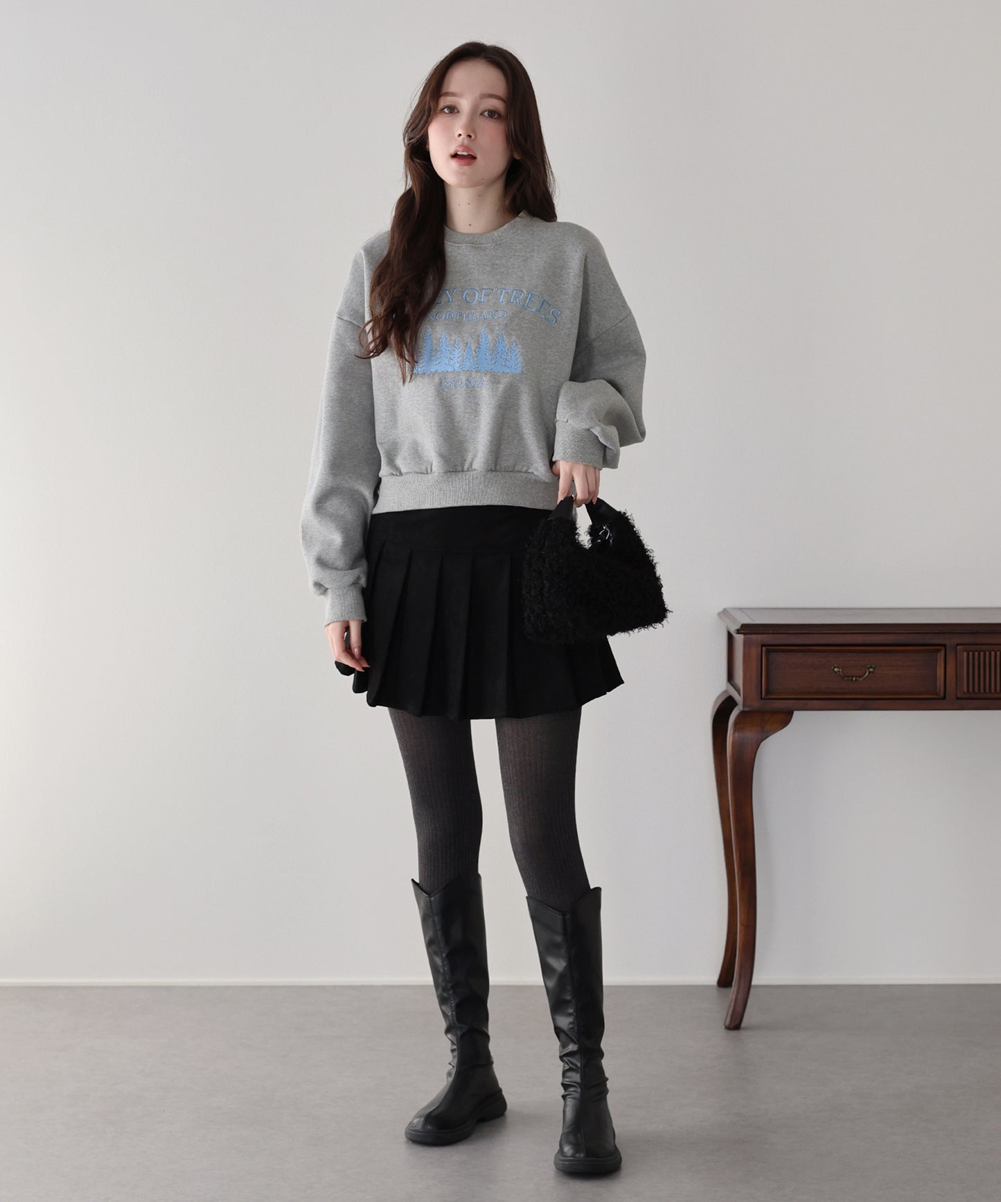 【早割5％OFF】裏起毛フォレスト刺繍スウェット