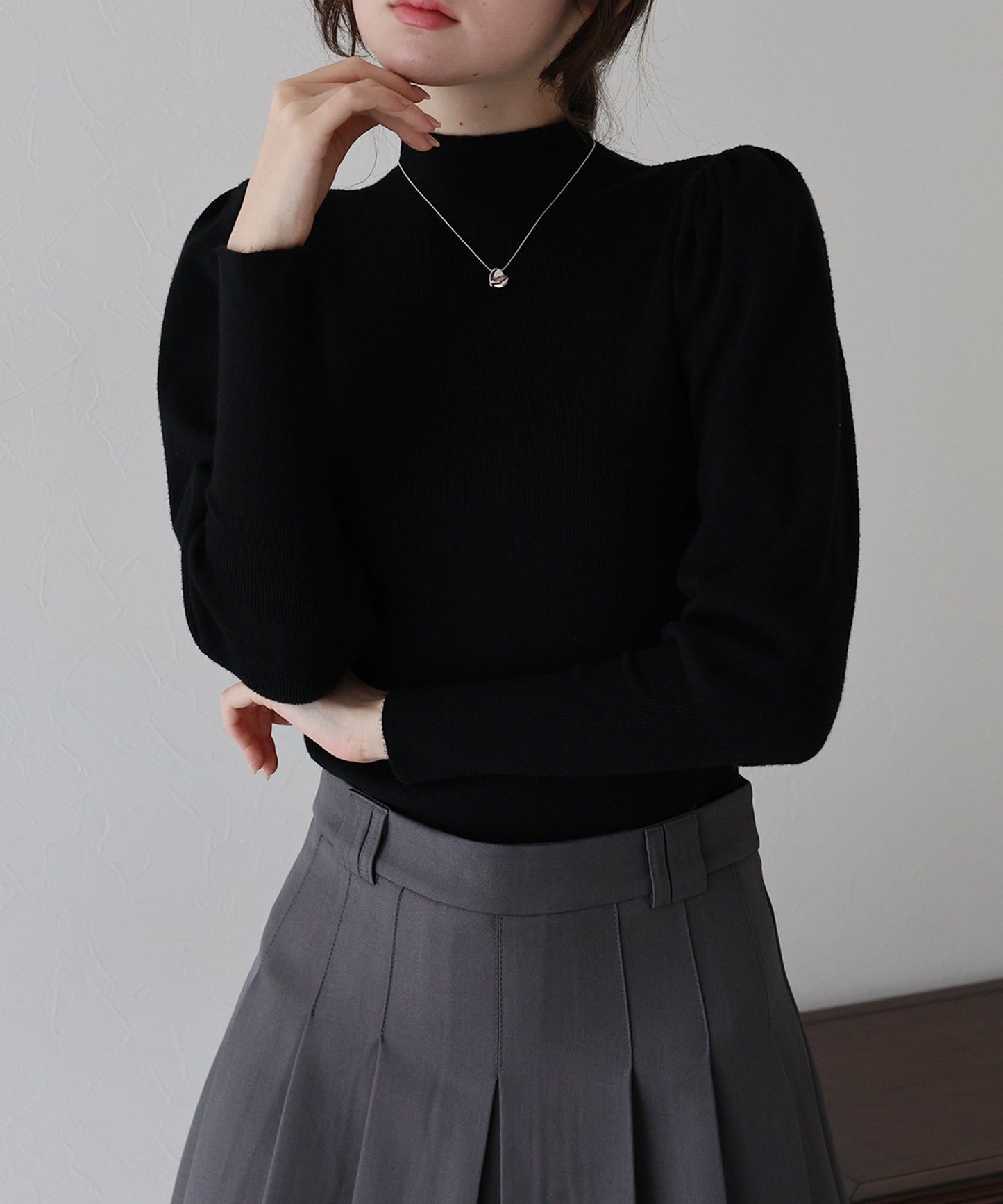 ボリュームパフスリーブニット