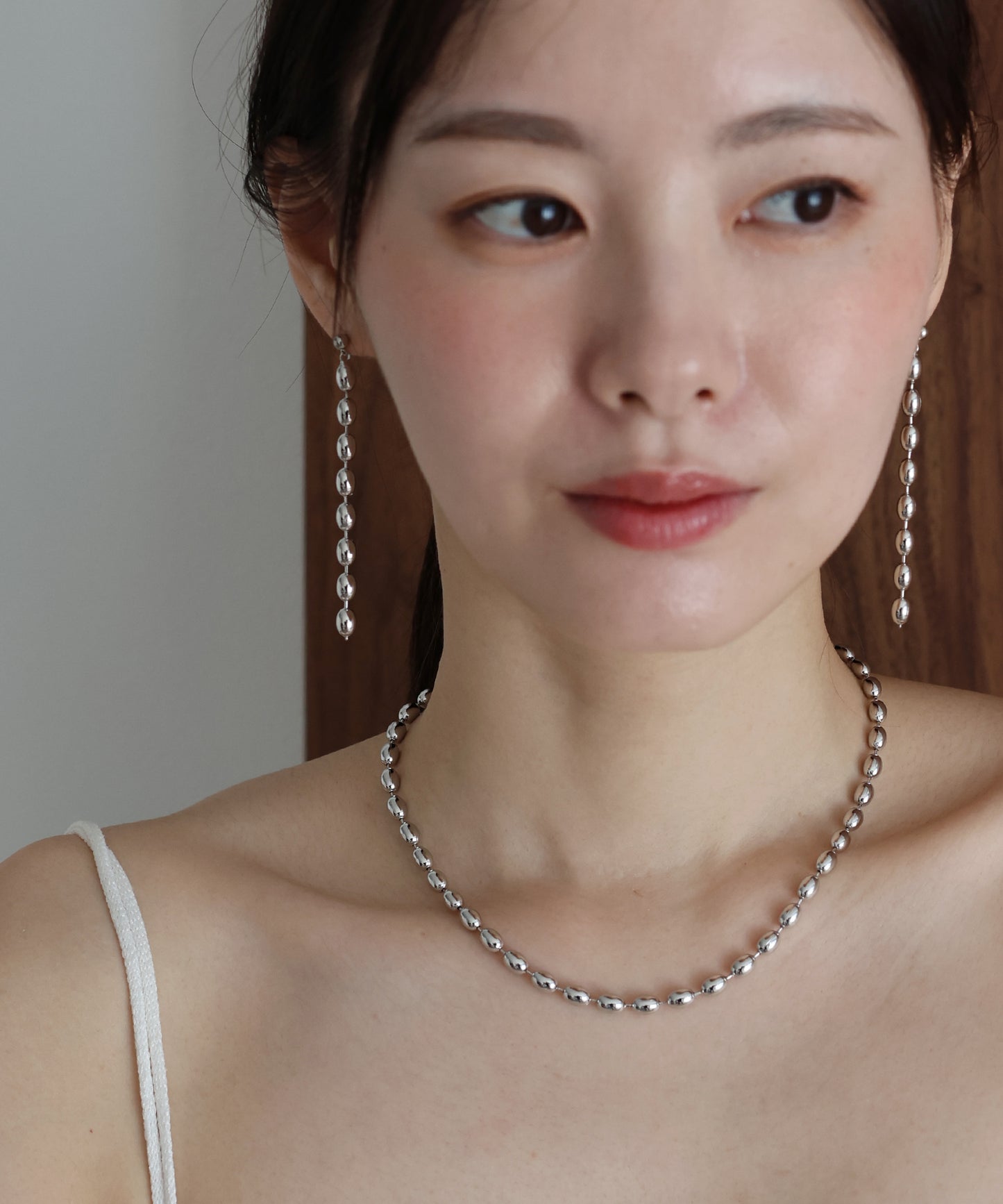 オーバルボールチェーンピアス / ニッケルフリー