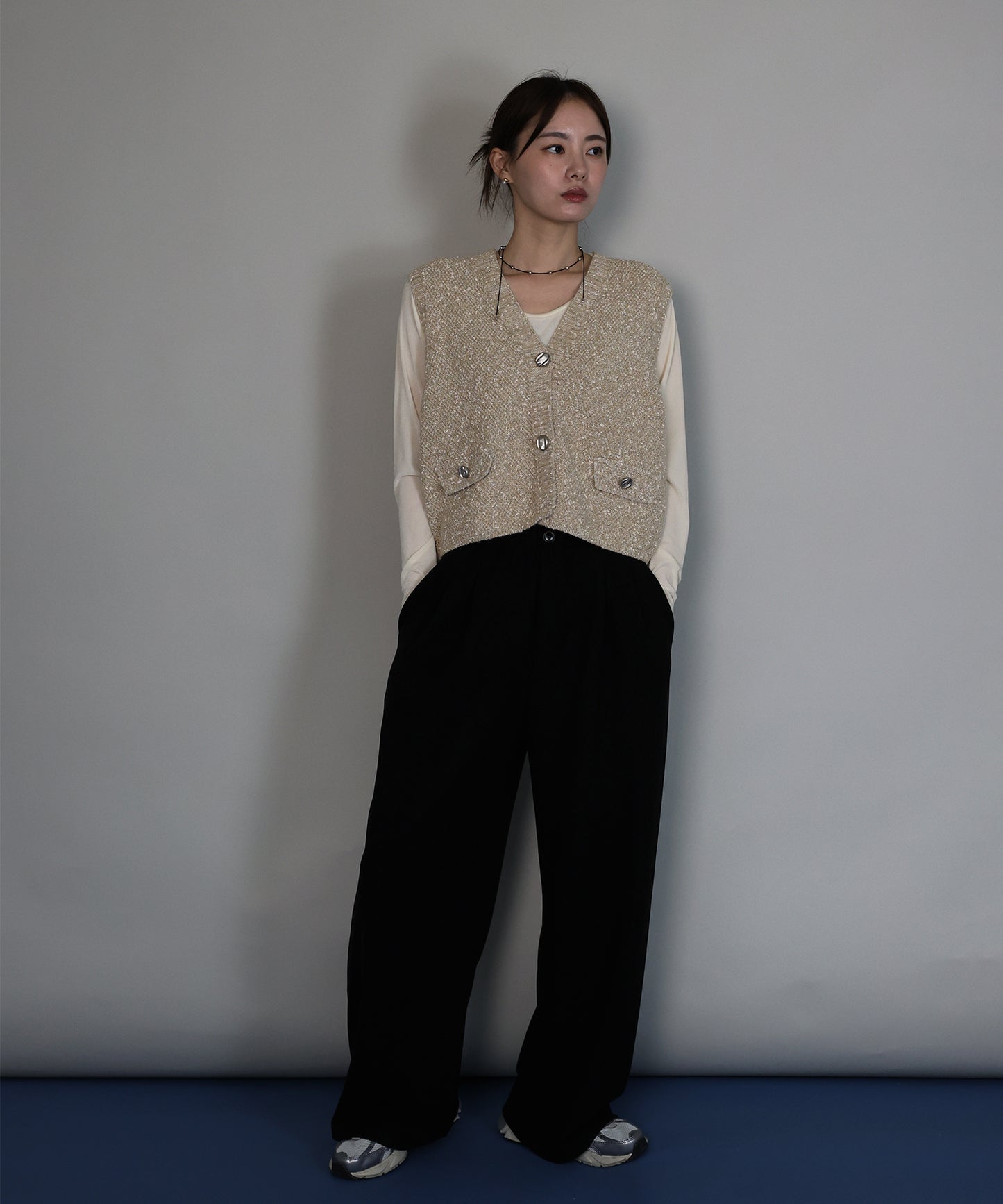 【早割5％OFF】ニュアンスボタンメランジニットベスト[ J by blue ]