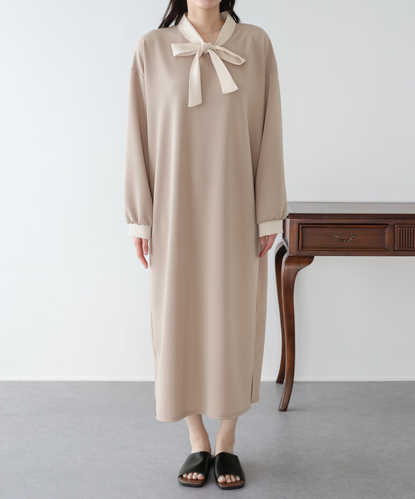 【早割5％OFF】バイカラーボウタイワンピース