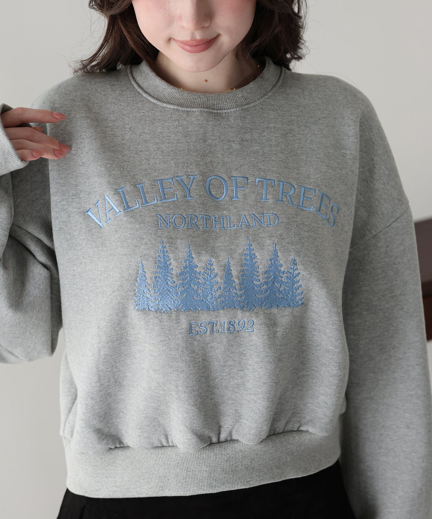 【早割5％OFF】裏起毛フォレスト刺繍スウェット