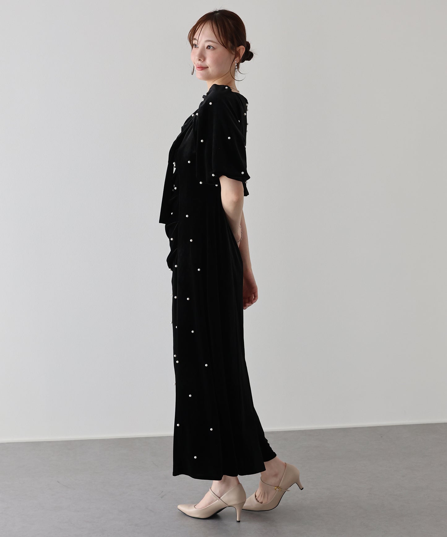【早割5％OFF】《2サイズ展開》リボンパールベロアドレス